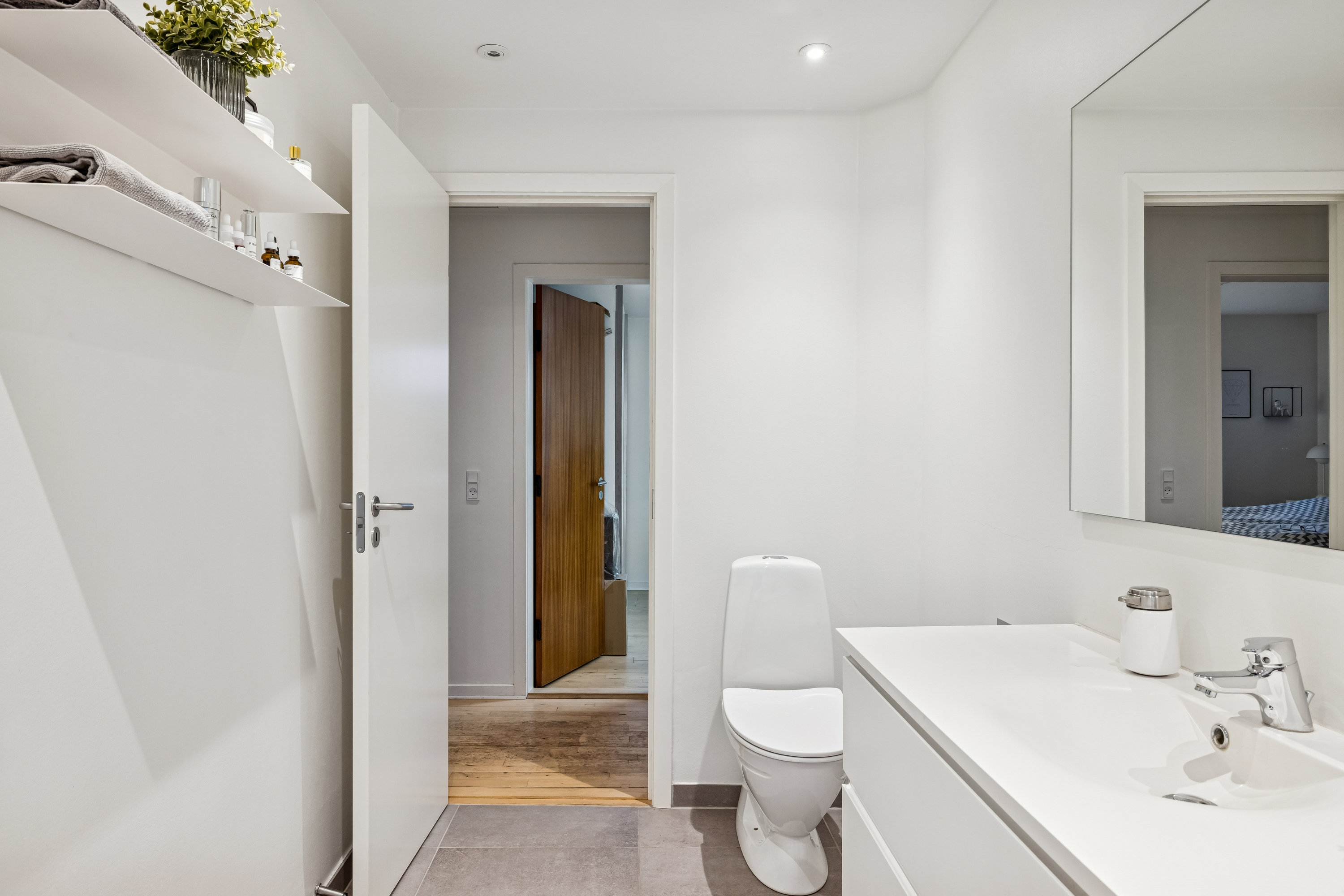 Fremhævet badeværelse billede i fuldskærmstilstand. Billede af Kløvervangen 20, 8541 Skødstrup