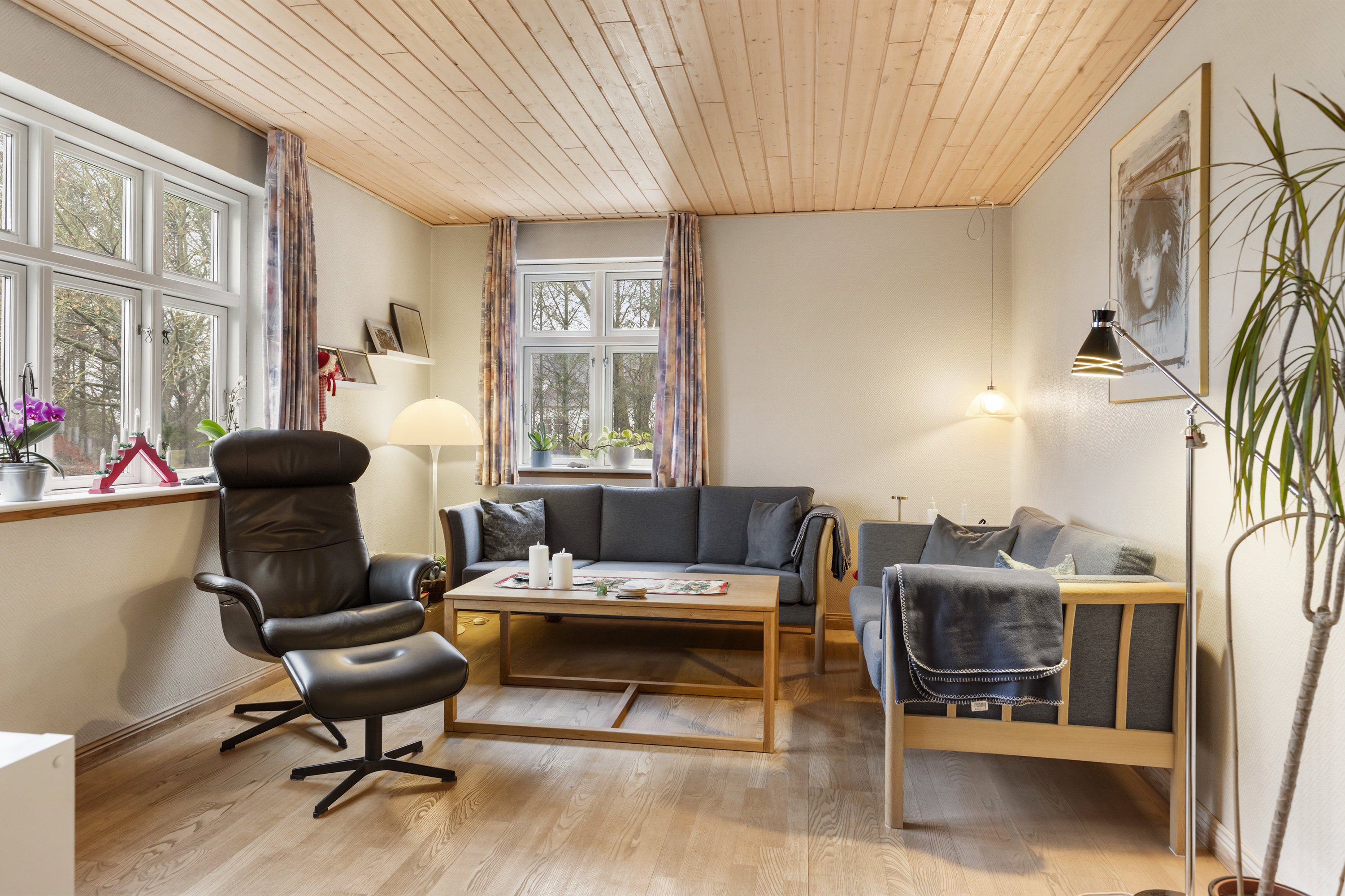 Fremhævet stue billede i fuldskærmstilstand. Billede af Smalskiftevej 44, 9382 Tylstrup