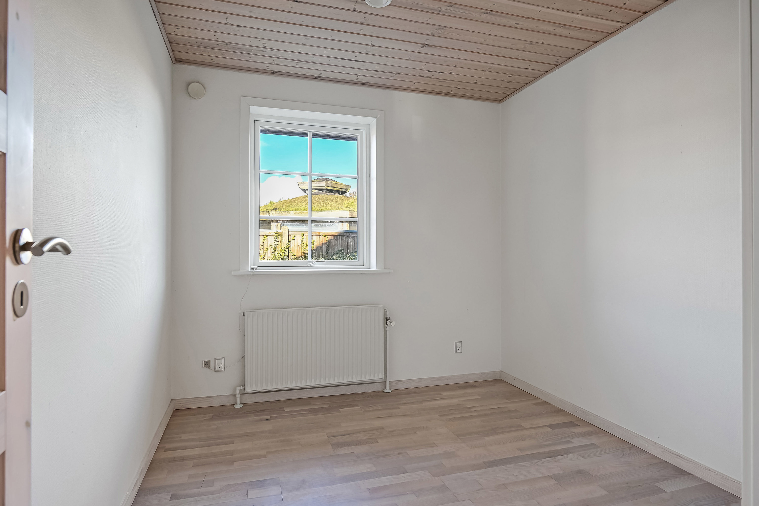 Fremhævet værelse billede i fuldskærmstilstand. Billede af Løvsangervej 8, 7600 Struer