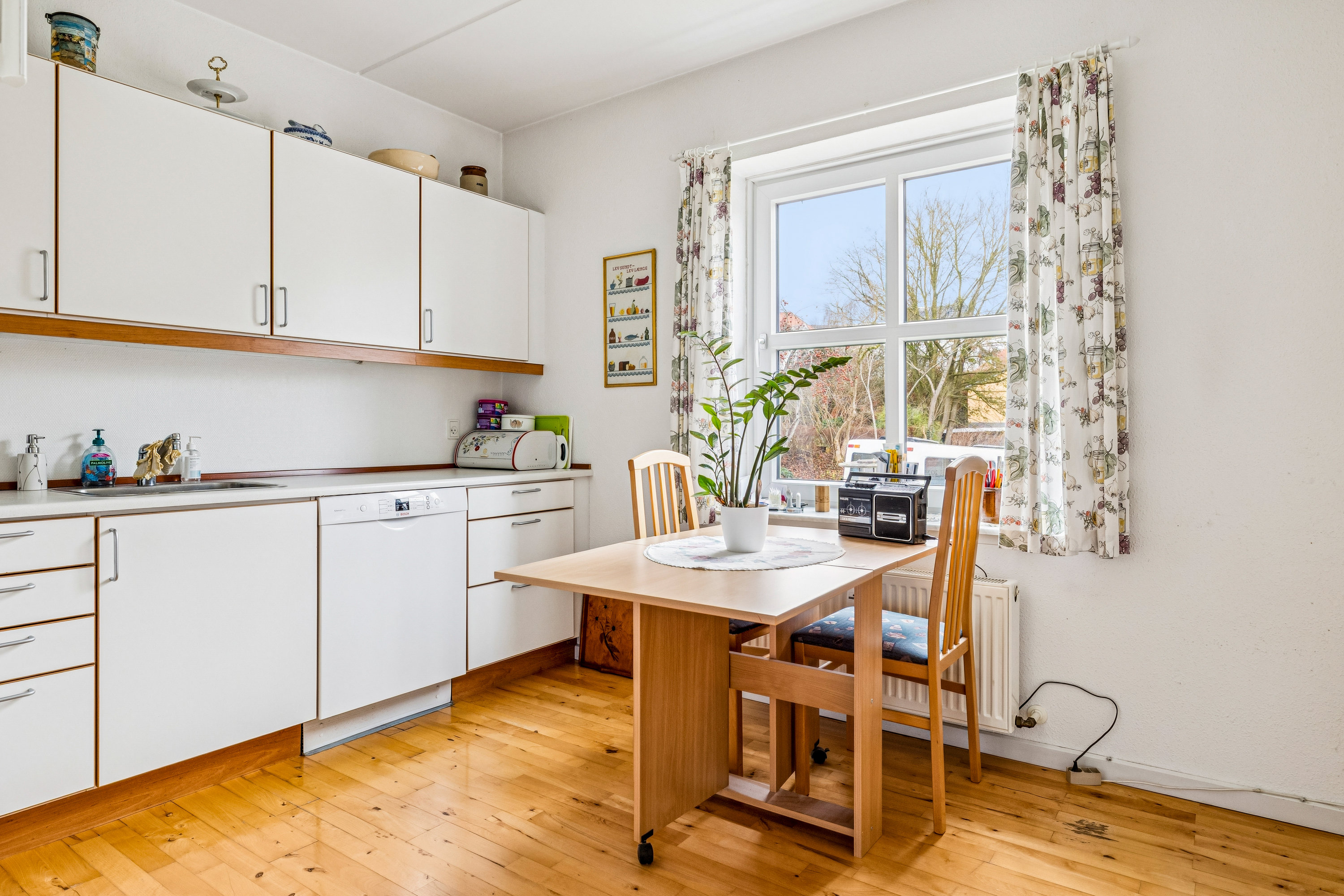 Fremhævet køkken billede i fuldskærmstilstand. Billede af Enghavevej 13, 1. 6., 9500 Hobro