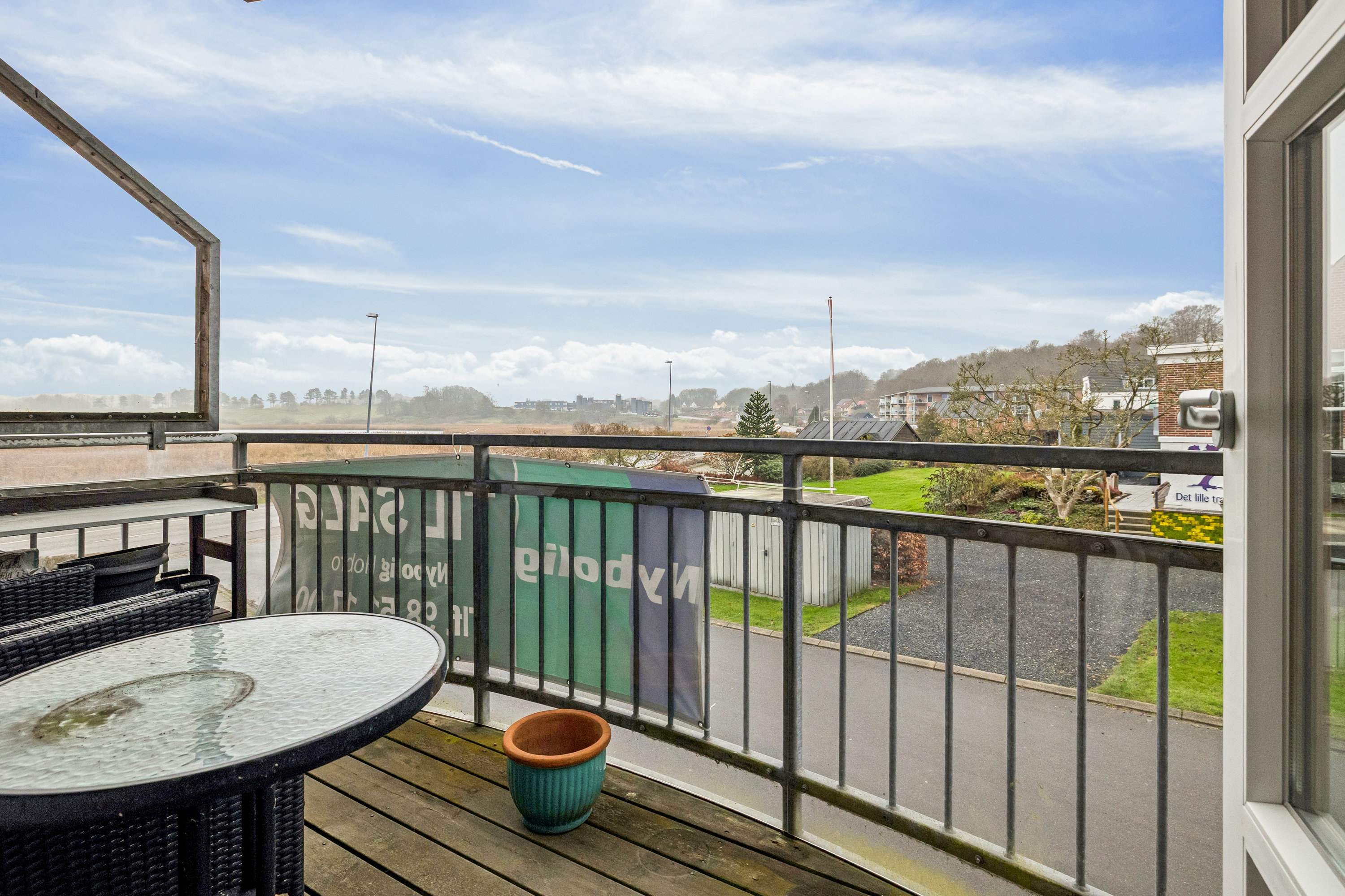 Fremhævet altan billede i fuldskærmstilstand. Billede af Enghavevej 13, 1. 6., 9500 Hobro