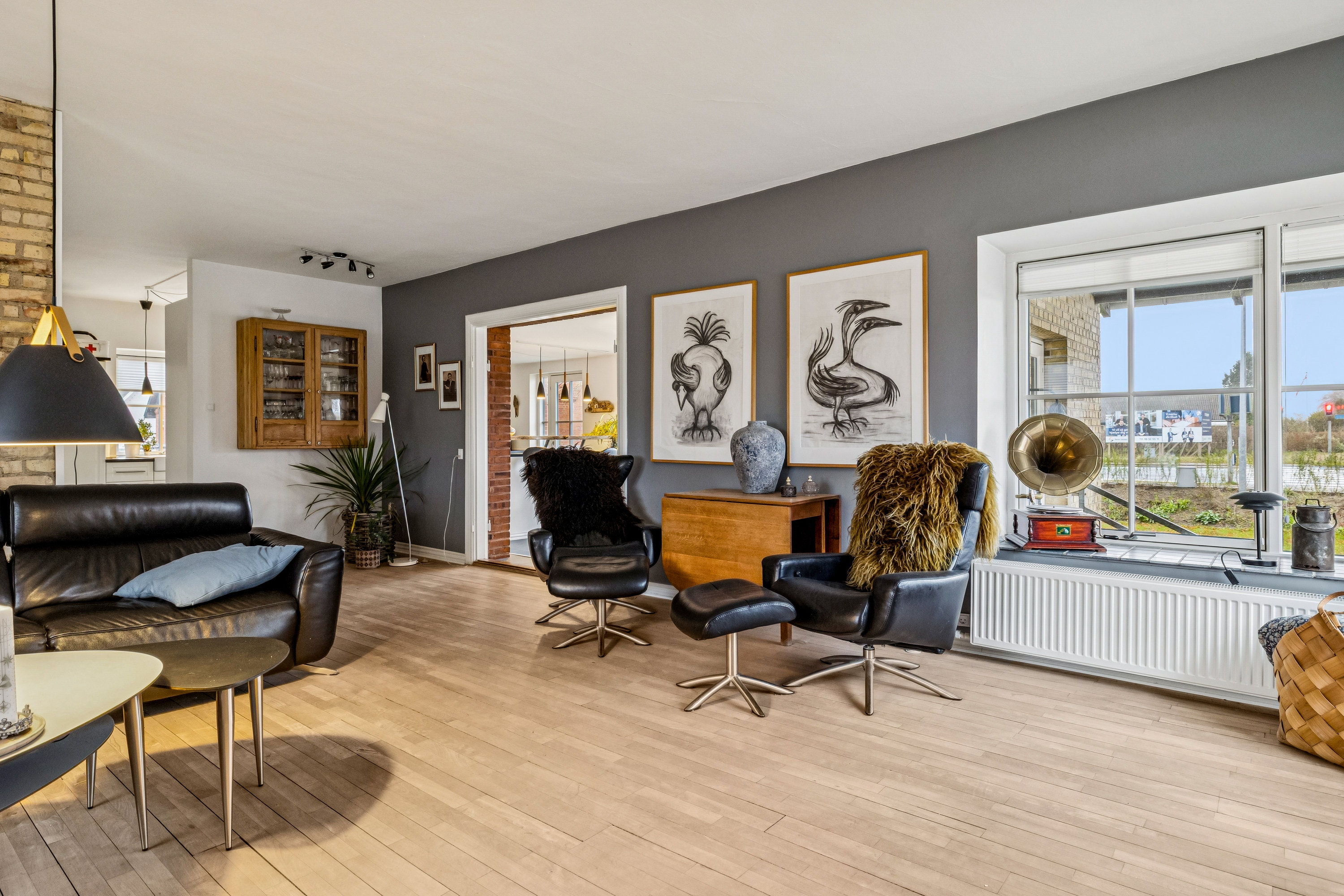 Fremhævet stue billede i fuldskærmstilstand. Billede af Håndværkerparken 2A, 9500 Hobro