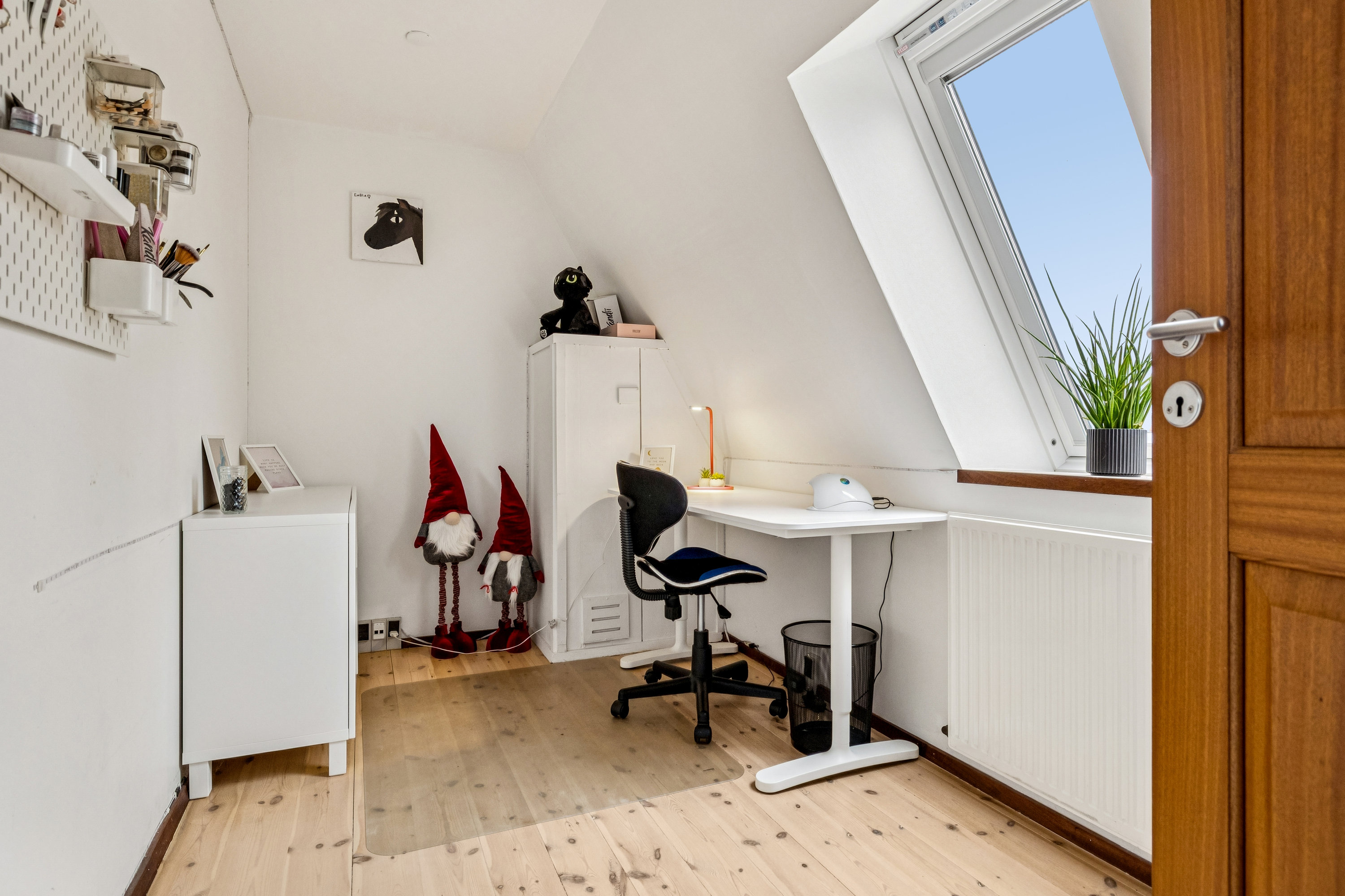 Fremhævet værelse billede i fuldskærmstilstand. Billede af Kløvermarken 52D, 9510 Arden