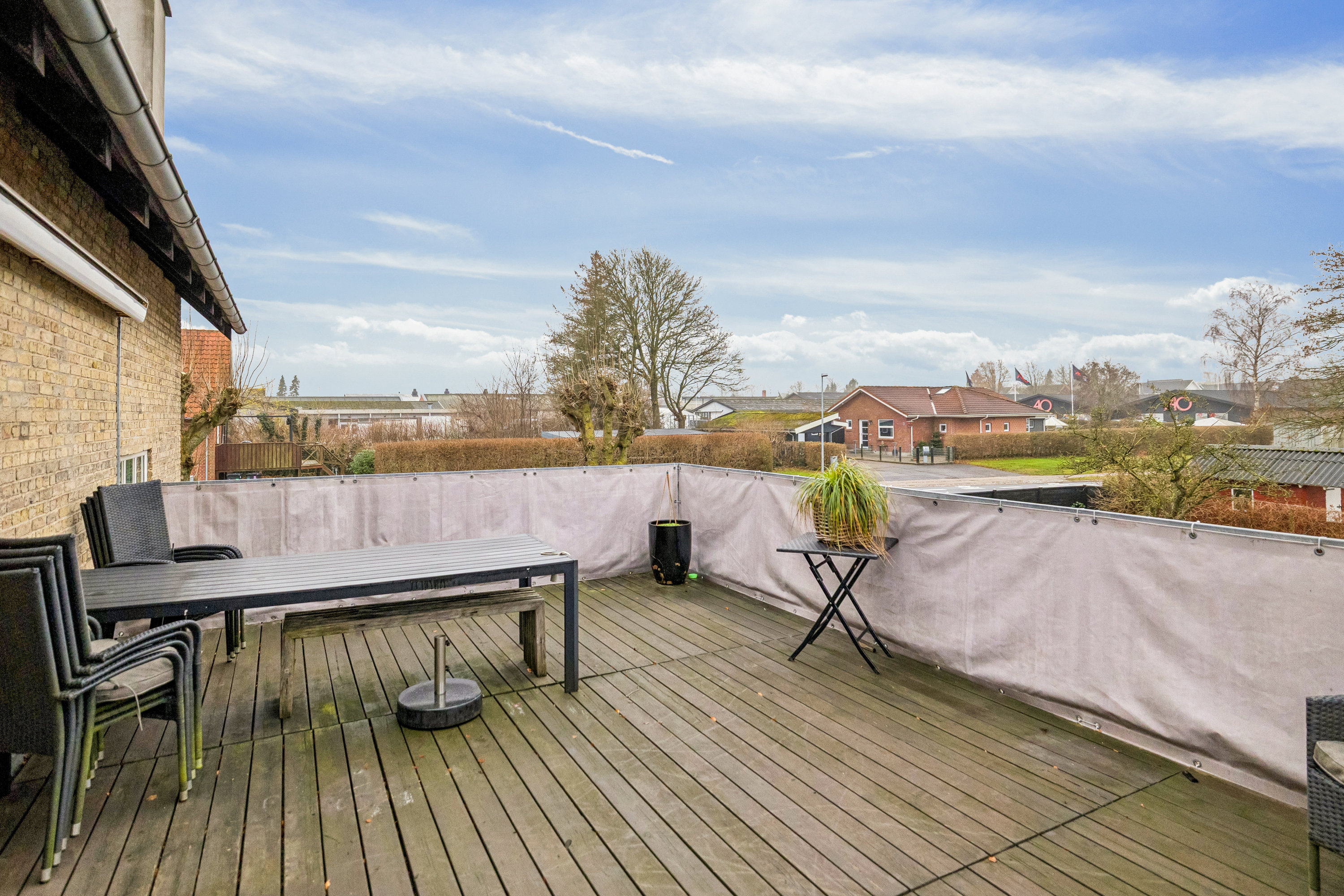 Fremhævet terrasse billede i fuldskærmstilstand. Billede af Håndværkerparken 2A, 9500 Hobro