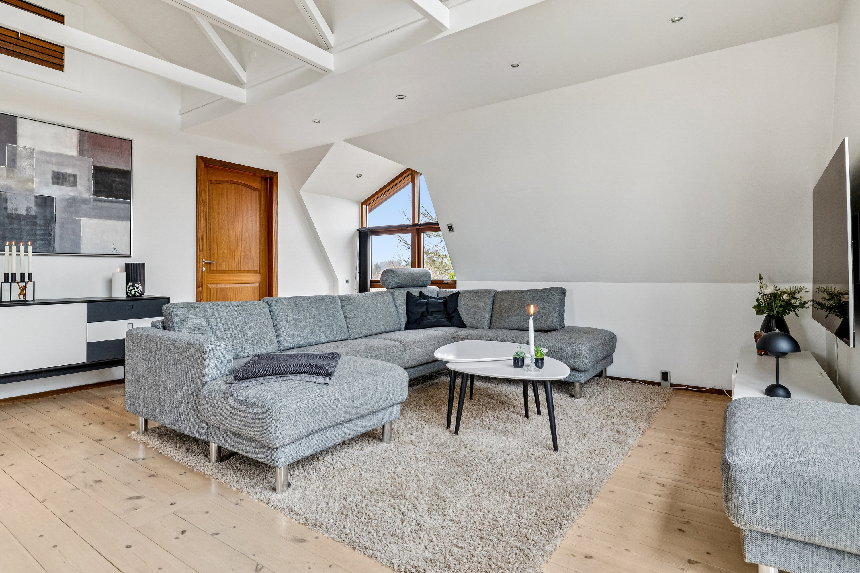 Fremhævet stue billede i fuldskærmstilstand. Billede af Kløvermarken 52D, 9510 Arden