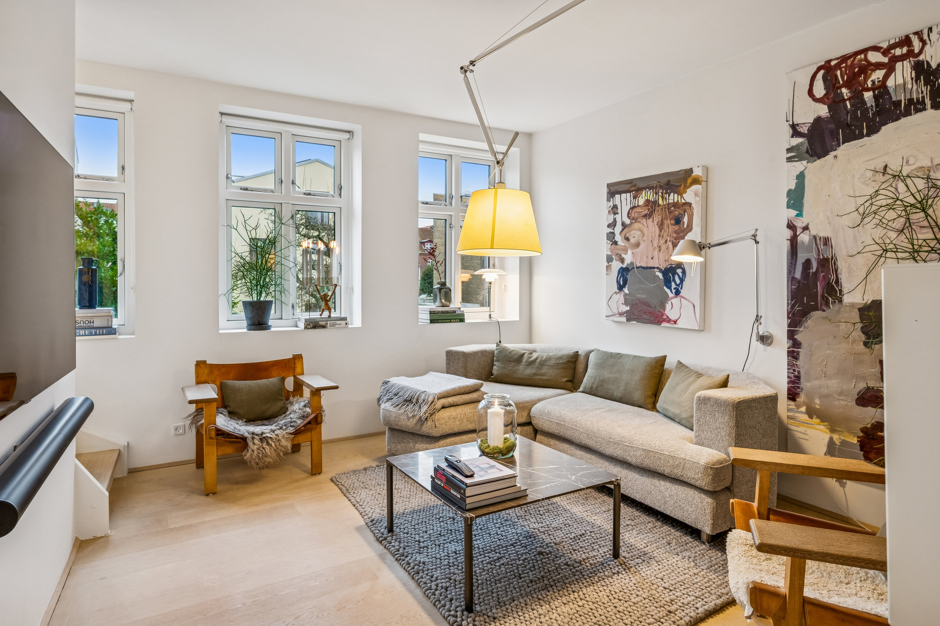 Fremhævet stue billede i fuldskærmstilstand. Billede af Ole Rømers Gade 92, 8000 Aarhus C