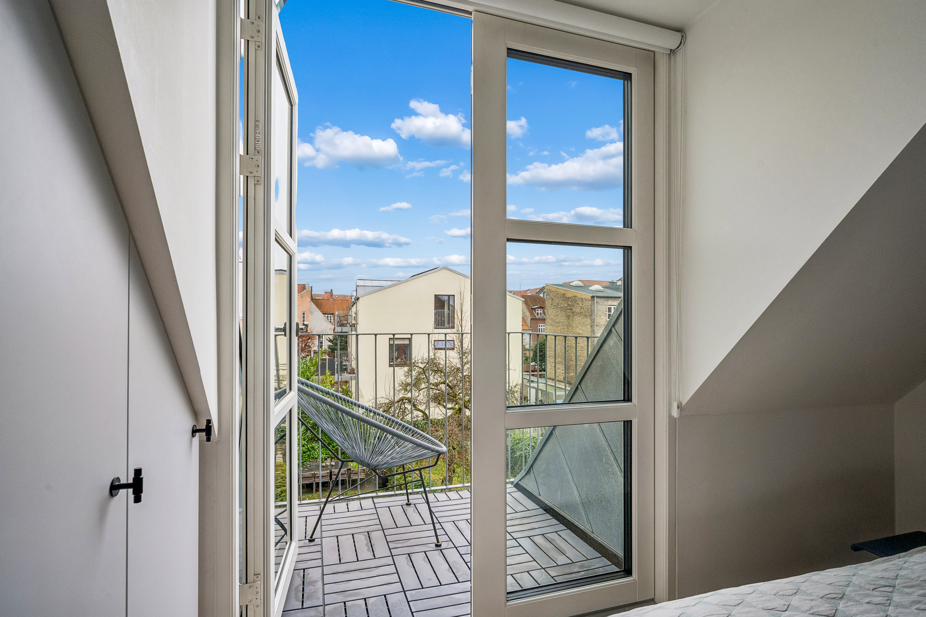 Fremhævet værelse billede i fuldskærmstilstand. Billede af Ole Rømers Gade 92, 8000 Aarhus C