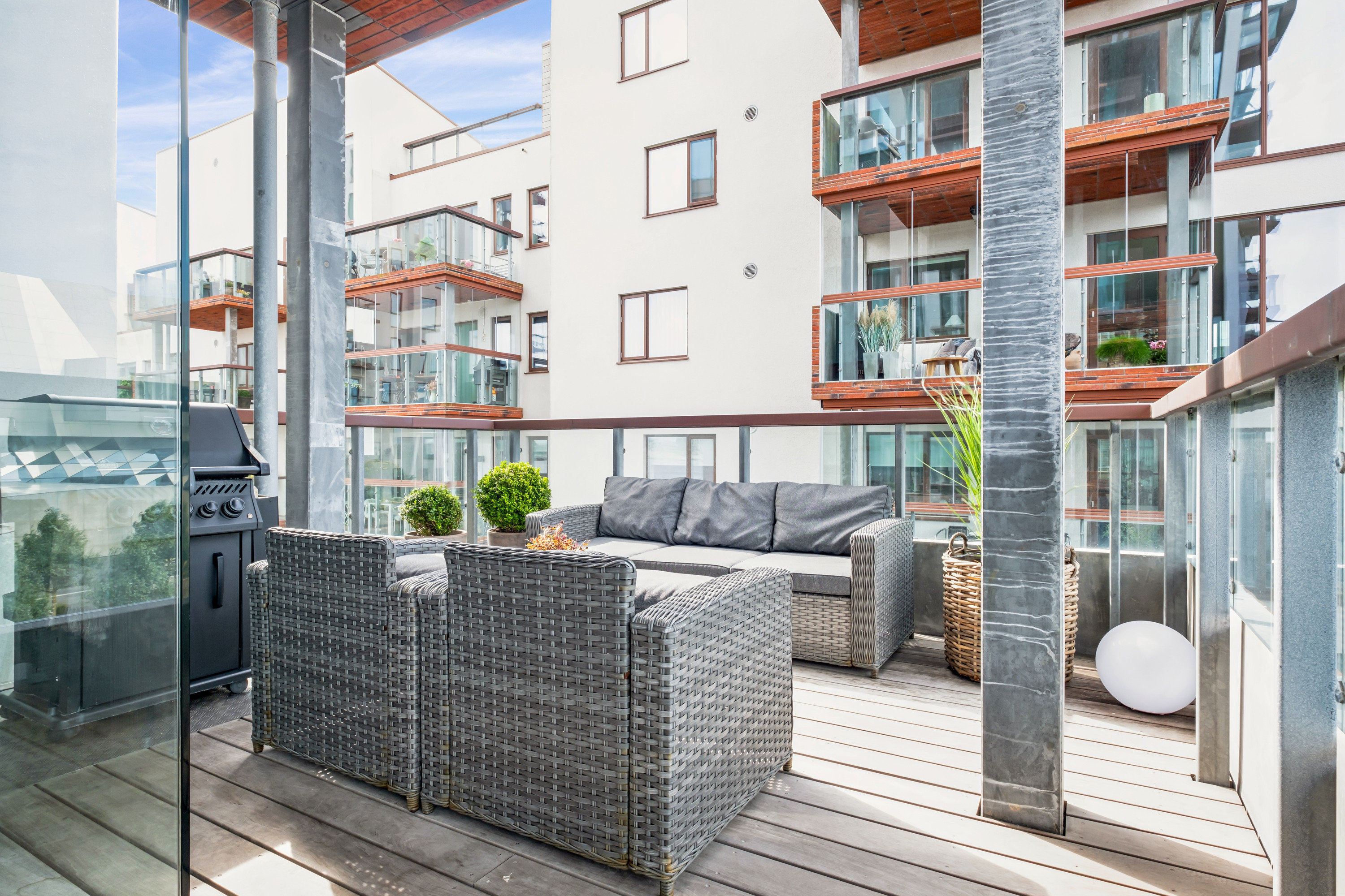 Fremhævet altan billede i fuldskærmstilstand. Billede af Østre Havnegade 52, 2. th., 9000 Aalborg