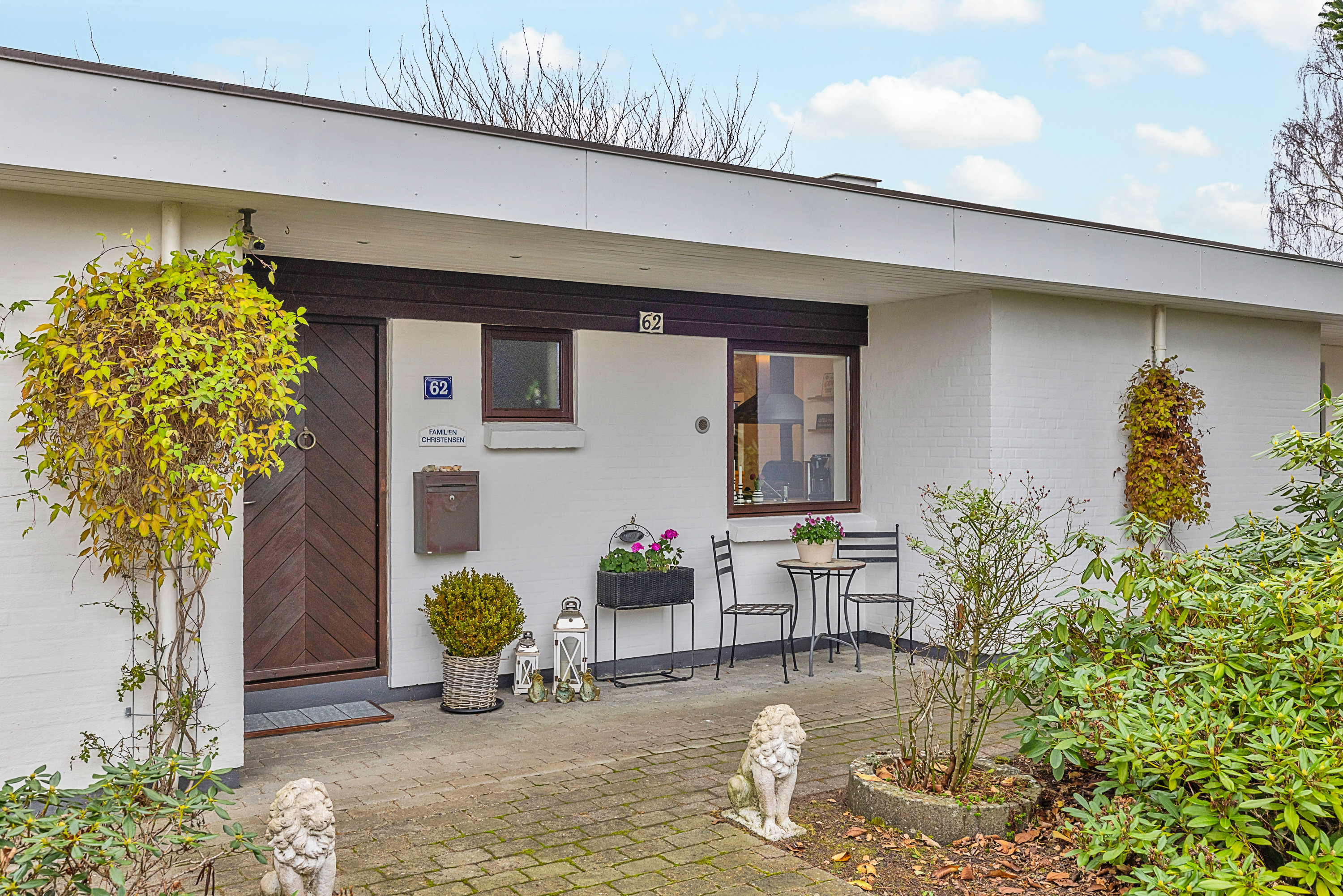 Fremhævet overdækket indgangsparti billede i fuldskærmstilstand. Billede af Toldbodvej 62, Snoghøj, 7000 Fredericia