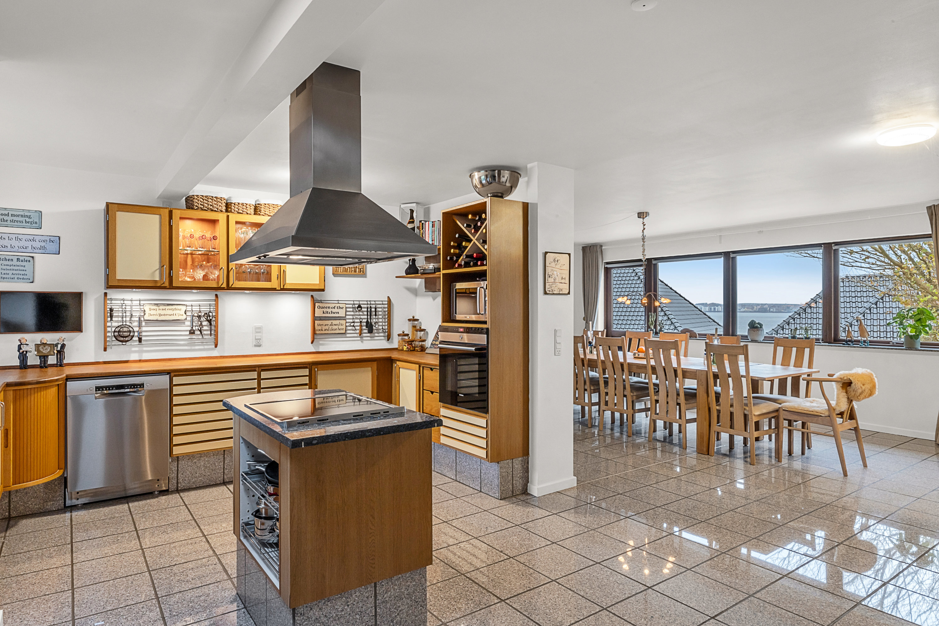 Fremhævet køkken billede i fuldskærmstilstand. Billede af Toldbodvej 62, Snoghøj, 7000 Fredericia