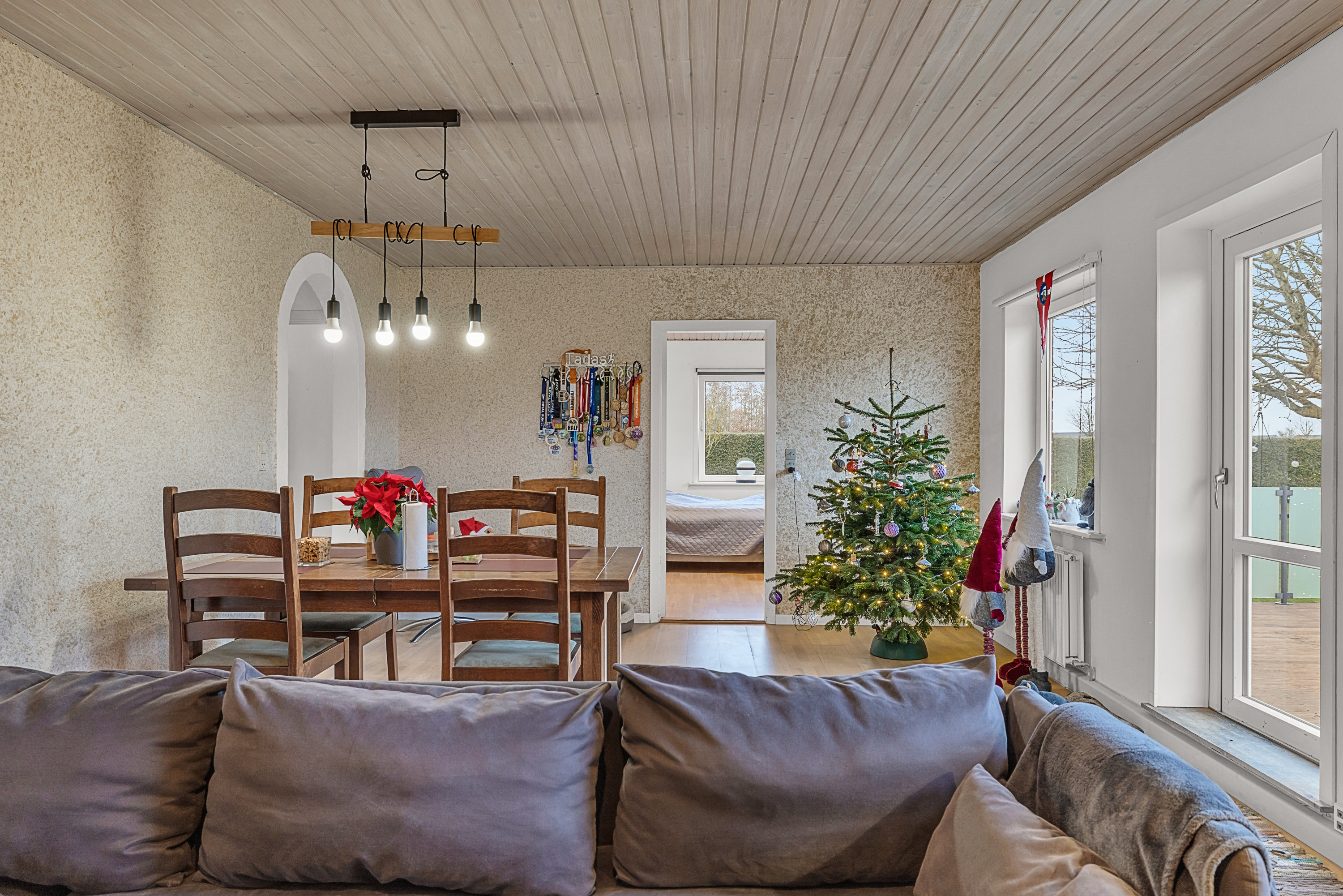 Fremhævet stue billede i fuldskærmstilstand. Billede af Bredstrupvej 49, 7000 Fredericia