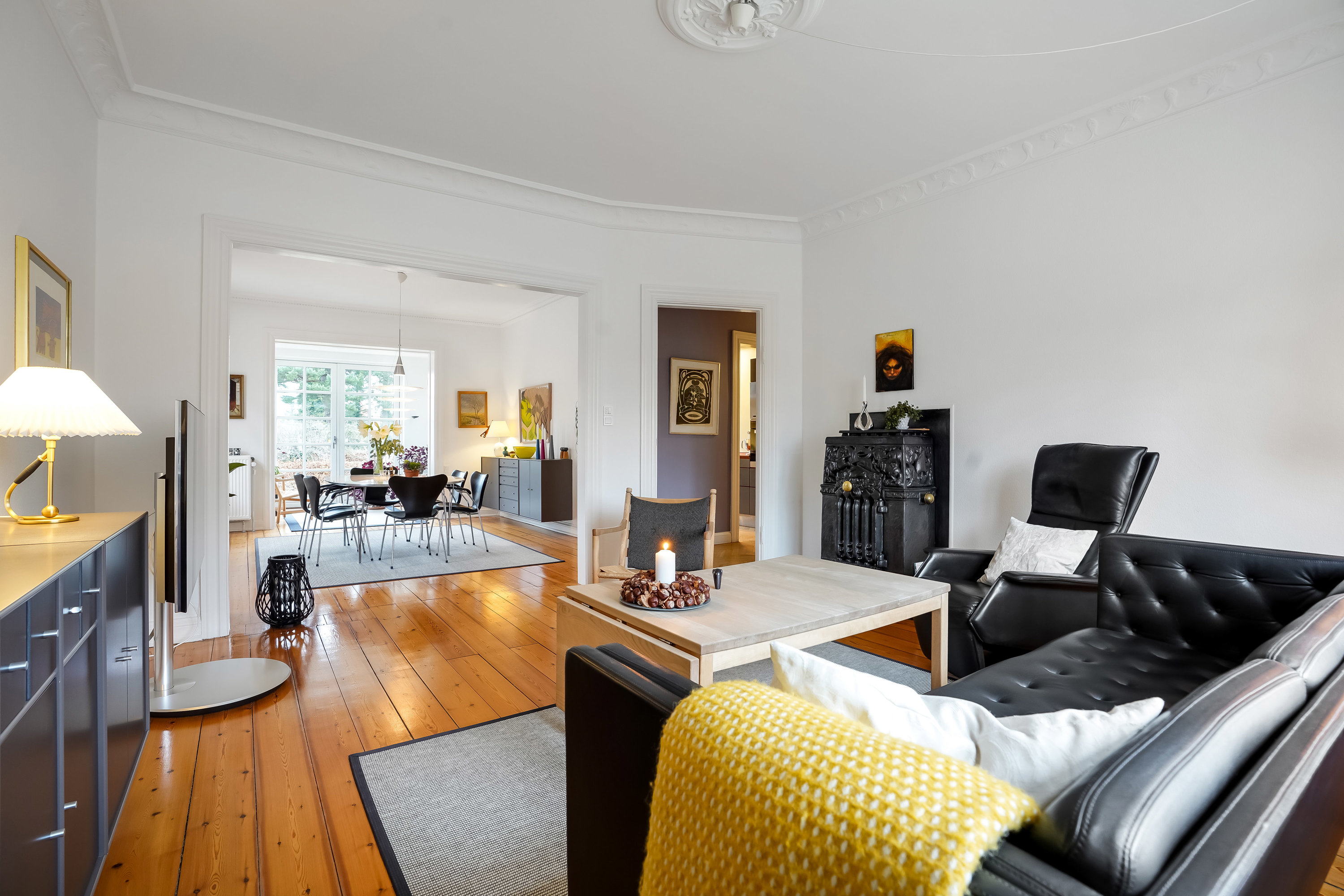 Miniaturebillede 1: stue. Billede af Munkevænget 13, 5230 Odense M