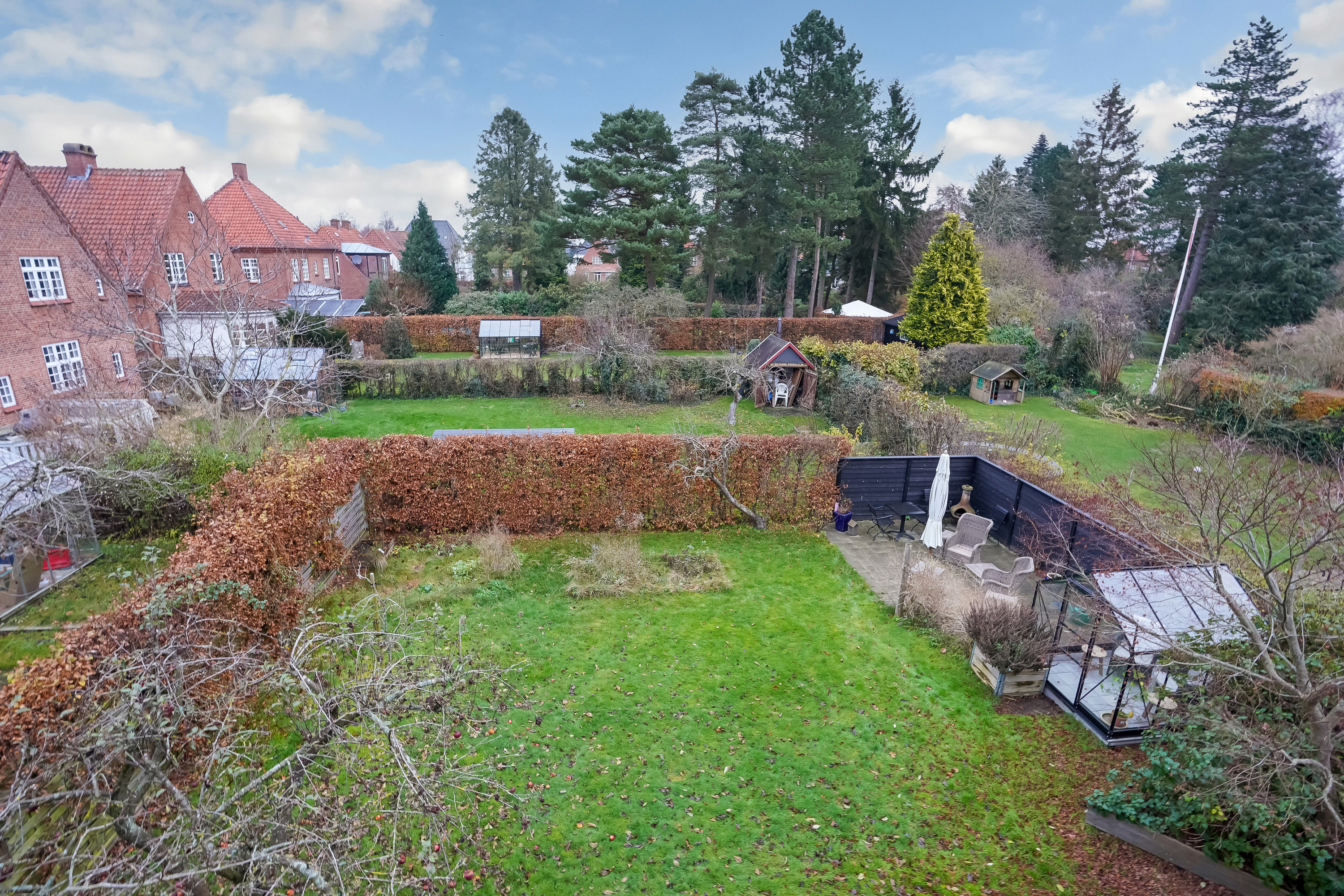 Fremhævet have billede i fuldskærmstilstand. Billede af Munkevænget 13, 5230 Odense M