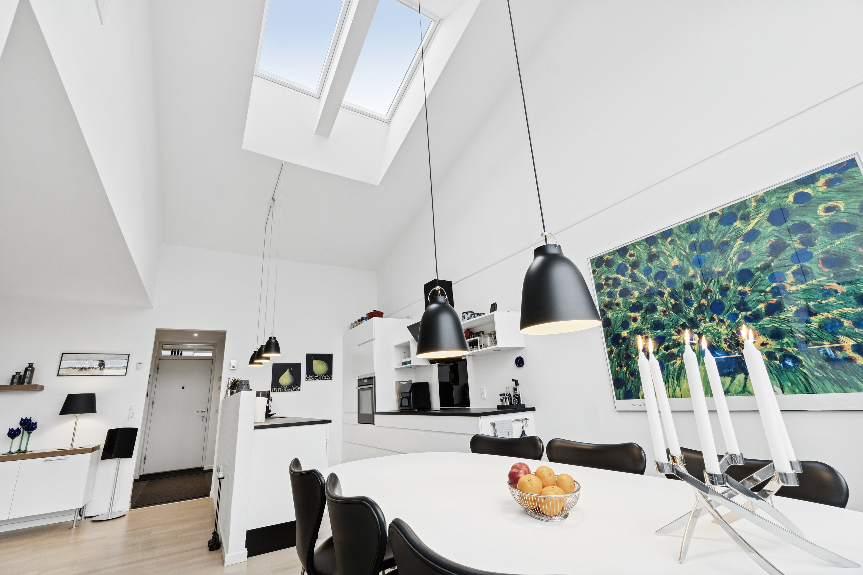 Fremhævet spisestue billede i fuldskærmstilstand. Billede af Syrengården 20, 4300 Holbæk