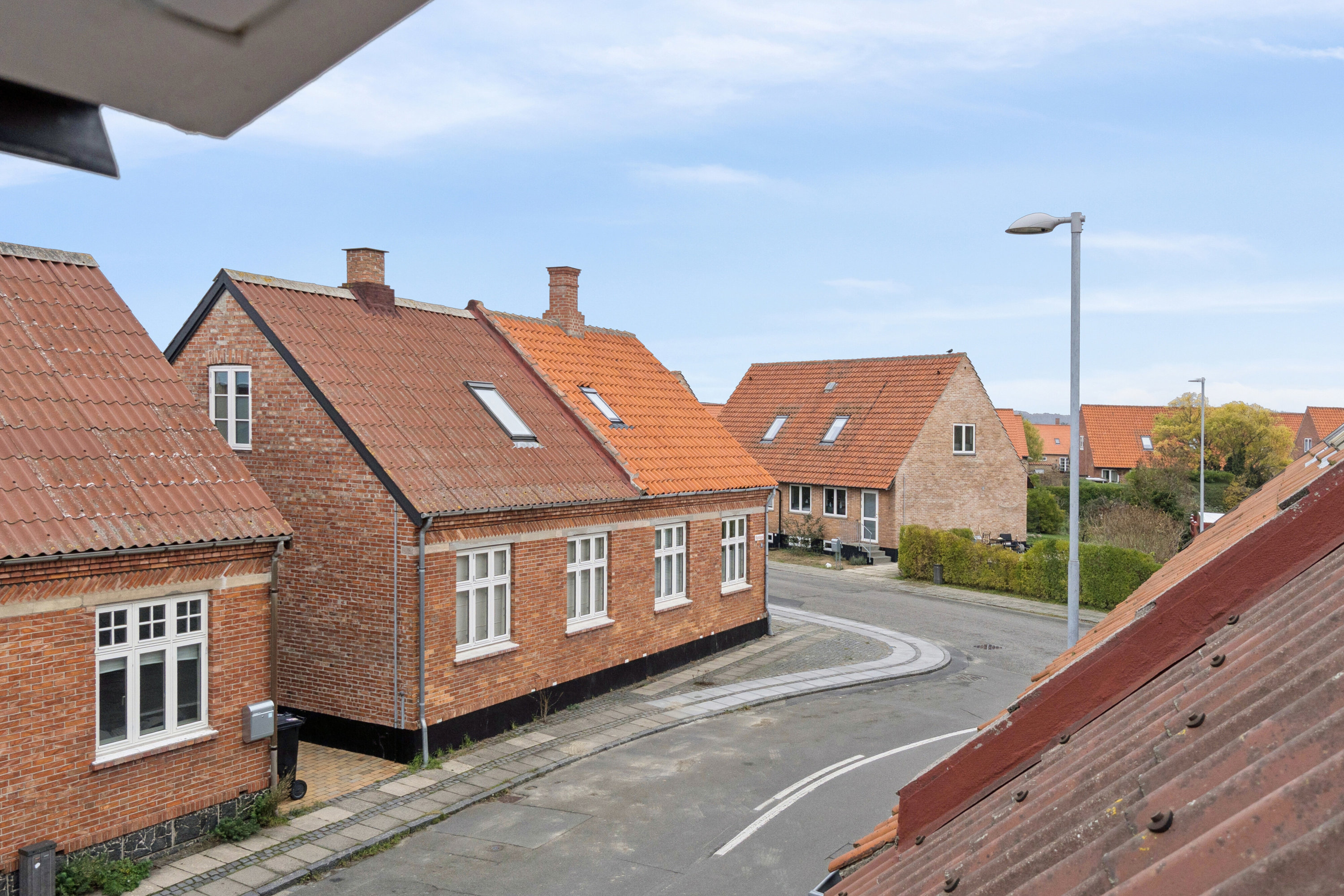 Miniaturebillede 1: udendørs. Billede af Sigurdsgade 24, 3700 Rønne