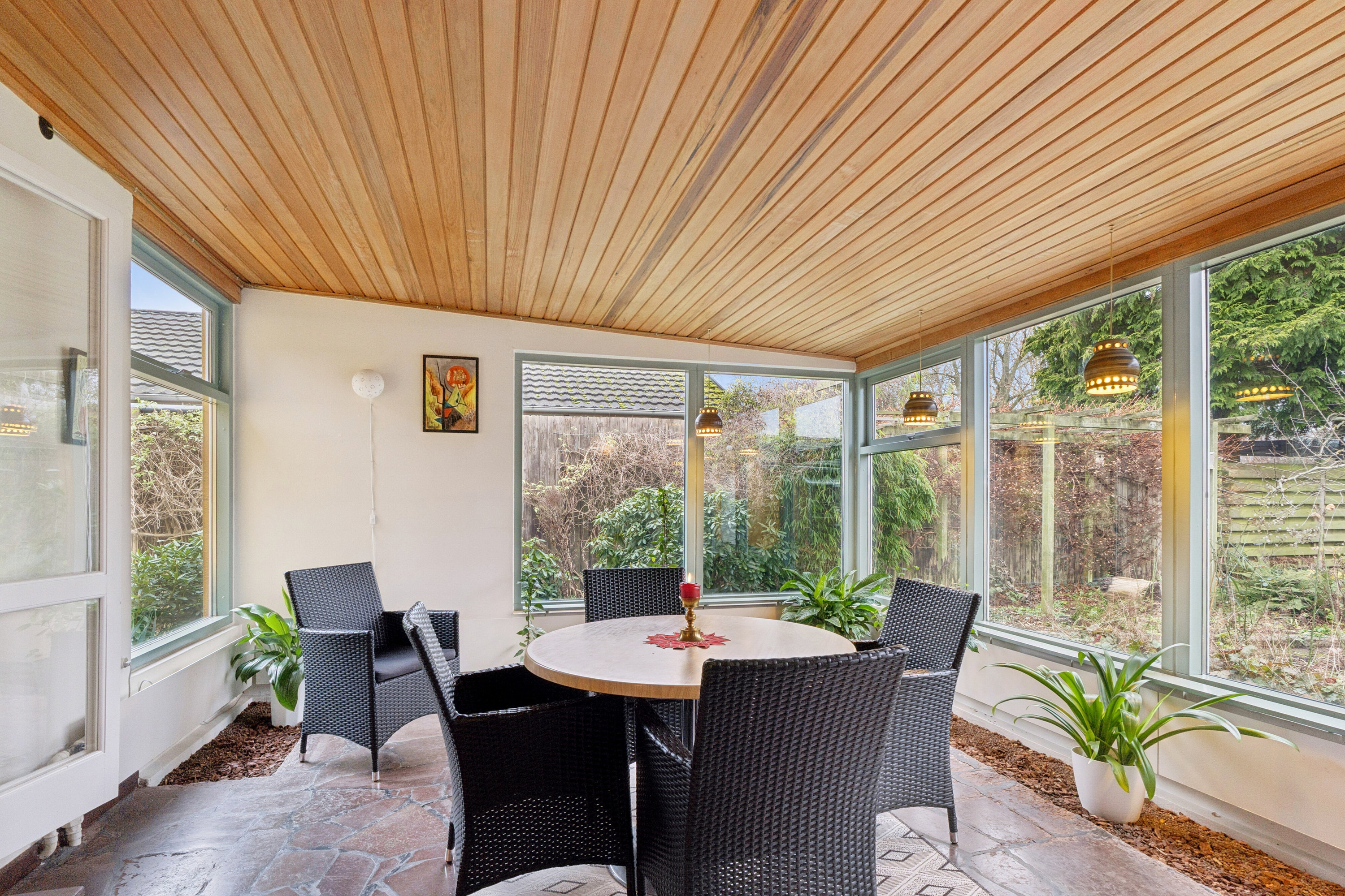 Fremhævet spisestue billede i fuldskærmstilstand. Billede af Folemarksvej 88, 2605 Brøndby