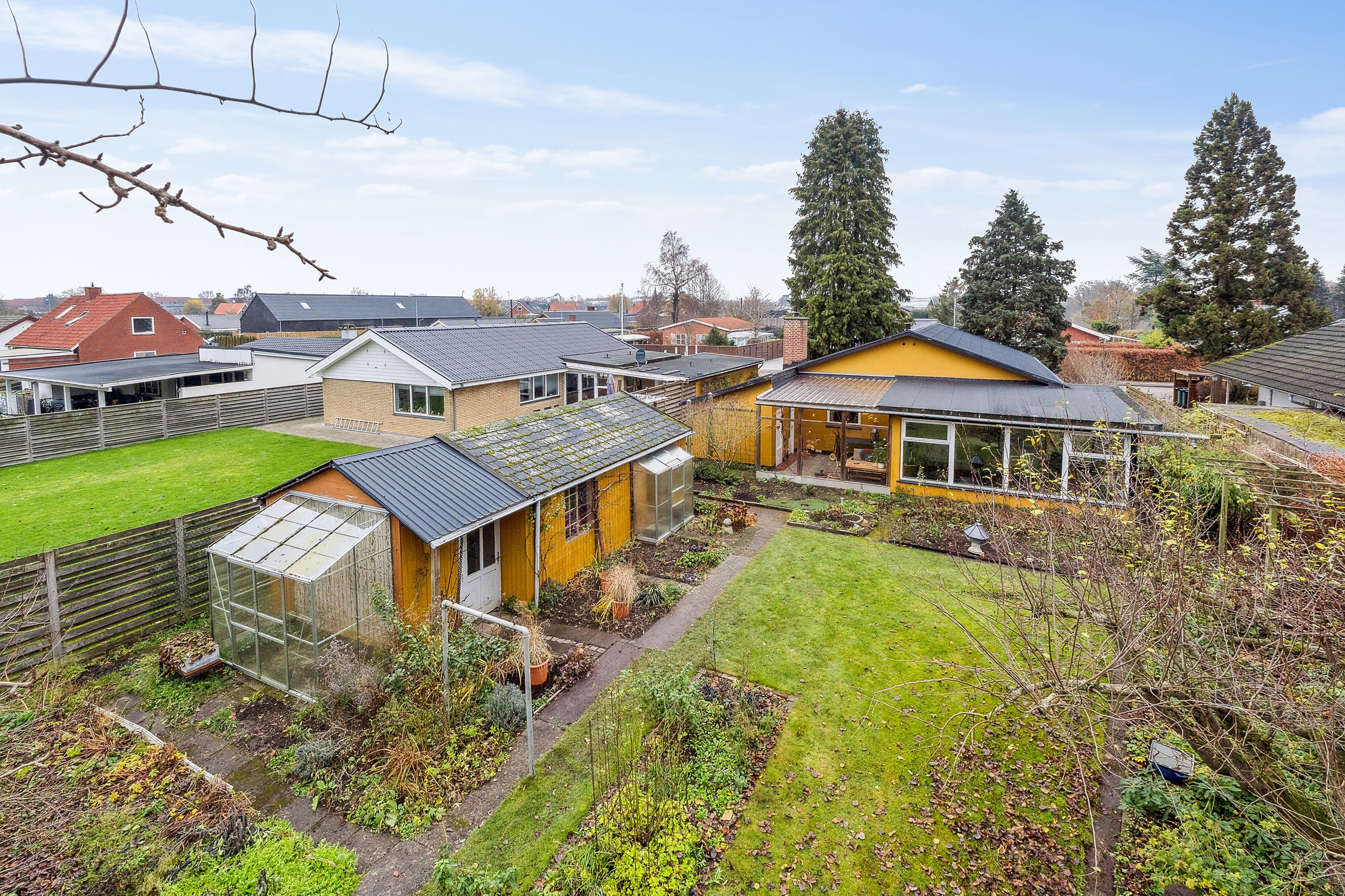 Fremhævet luftfoto billede i fuldskærmstilstand. Billede af Folemarksvej 88, 2605 Brøndby