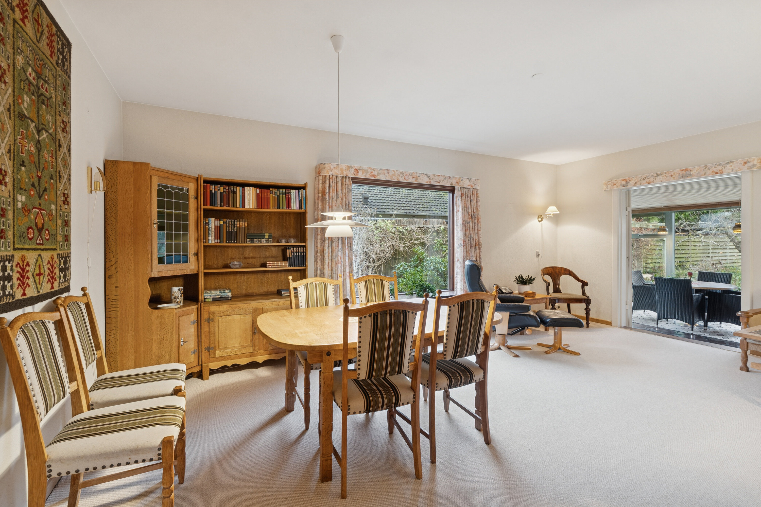 Fremhævet spisestue billede i fuldskærmstilstand. Billede af Folemarksvej 88, 2605 Brøndby