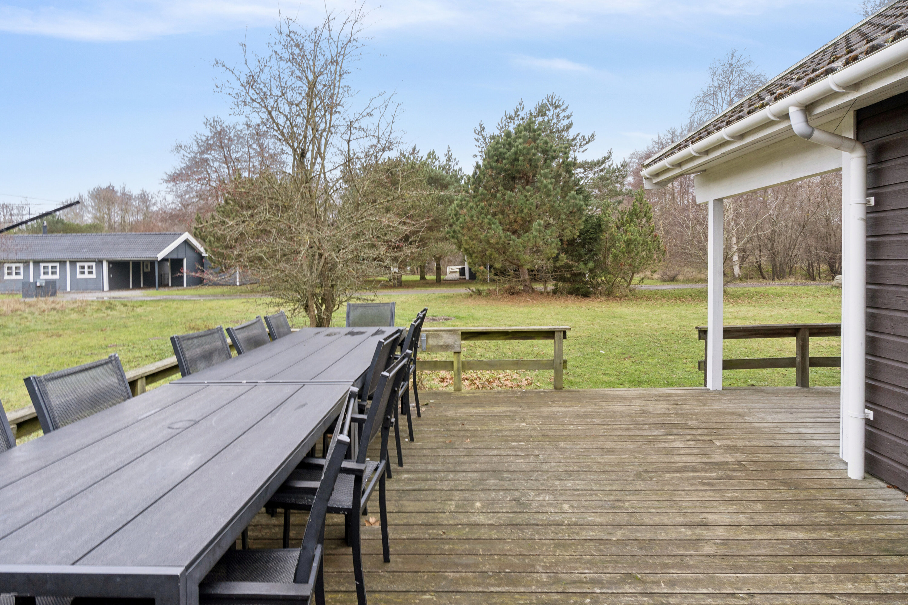 Fremhævet terrasse billede i fuldskærmstilstand. Billede af Boesvej 3, Pedersker, 3720 Aakirkeby