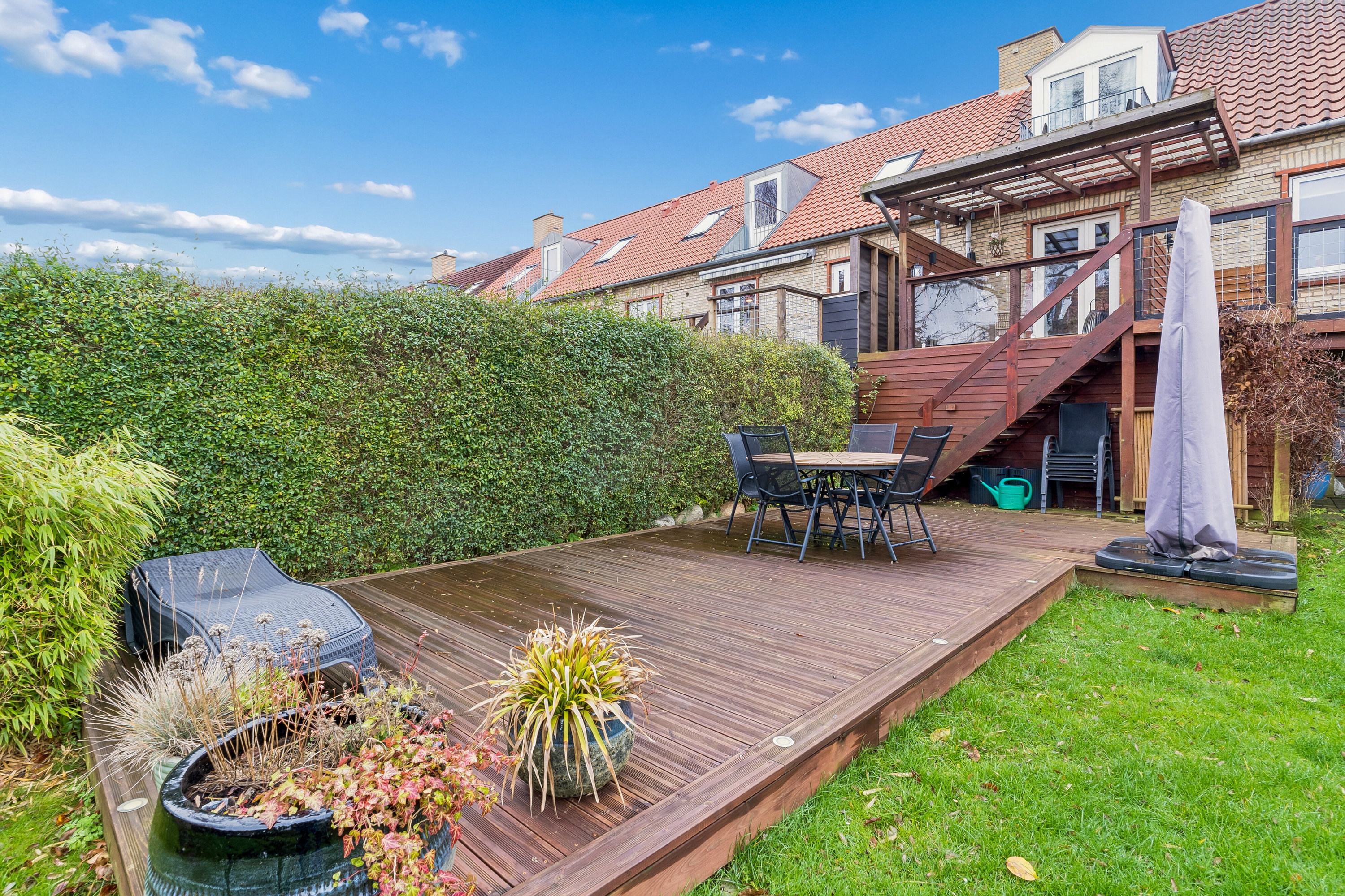 Fremhævet set fra haven billede i fuldskærmstilstand. Billede af Kløverprisvej 88, 2650 Hvidovre