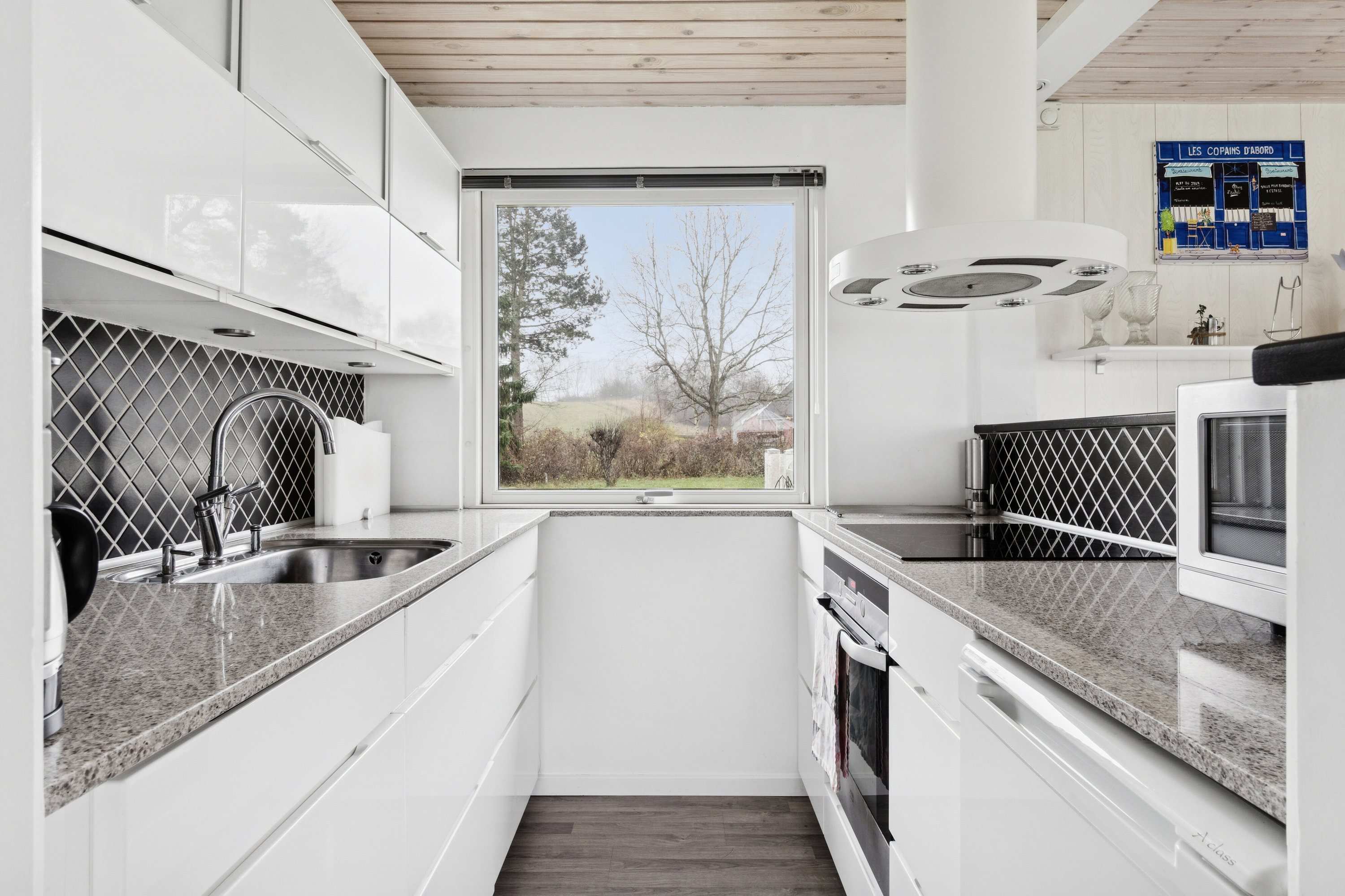 Fremhævet køkken billede i fuldskærmstilstand. Billede af Skelbakken 5, Veddinge Bk, 4550 Asnæs