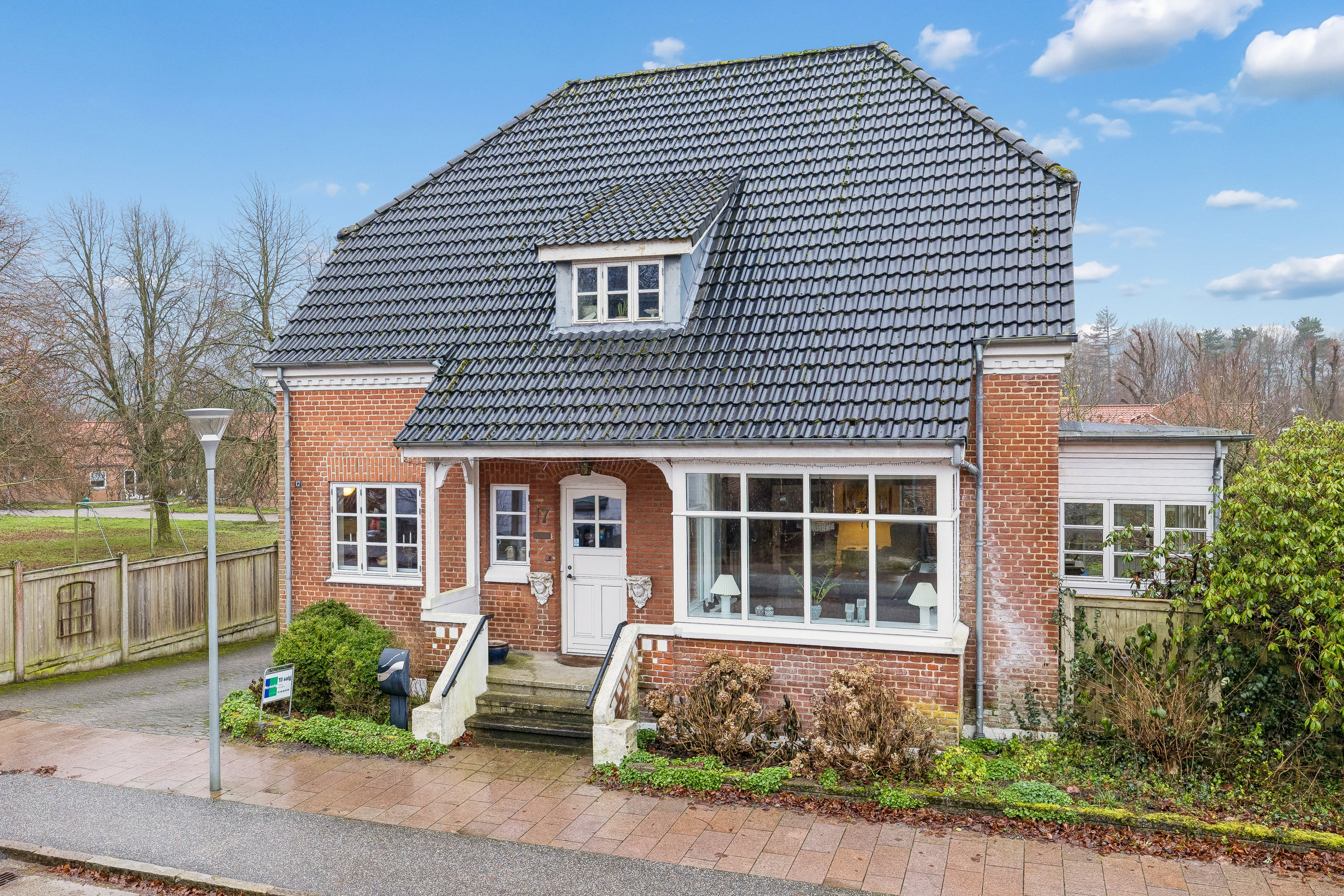 Miniaturebillede 1: ejendom. Billede af Nørre Langgade 17, 8840 Rødkærsbro