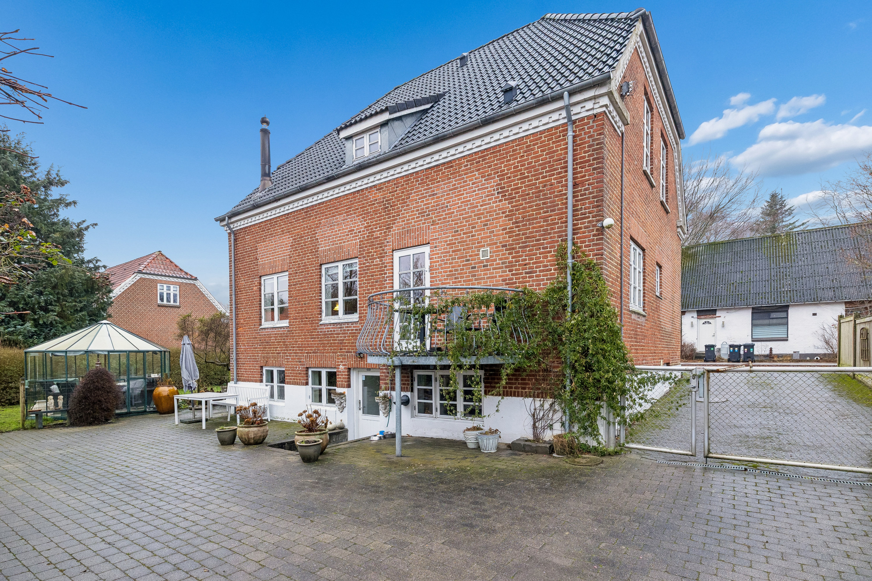 Fremhævet ejendom billede i fuldskærmstilstand. Billede af Nørre Langgade 17, 8840 Rødkærsbro