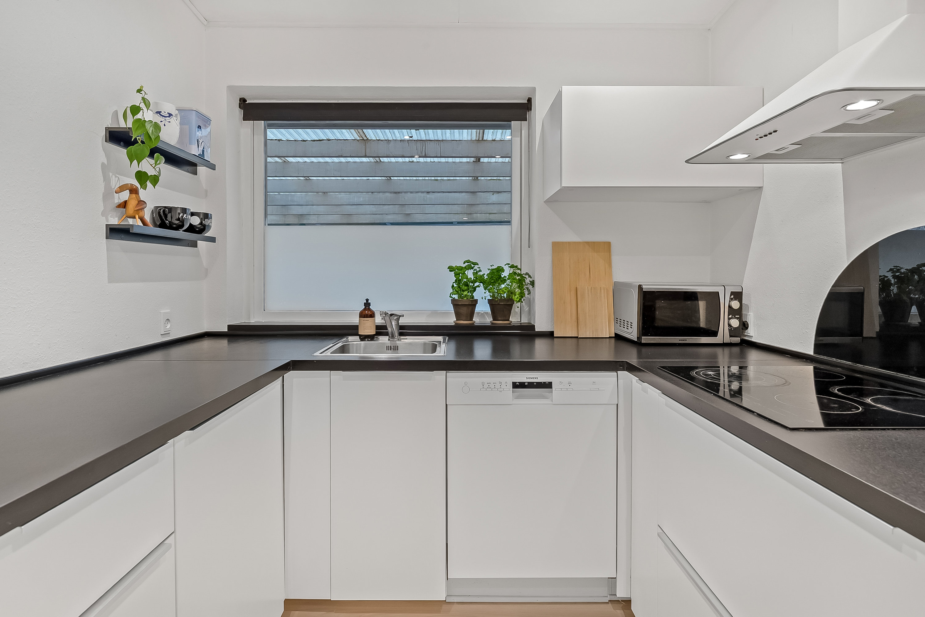 Fremhævet køkken billede i fuldskærmstilstand. Billede af Januarvænget 14, Bramdrupdam, 6000 Kolding