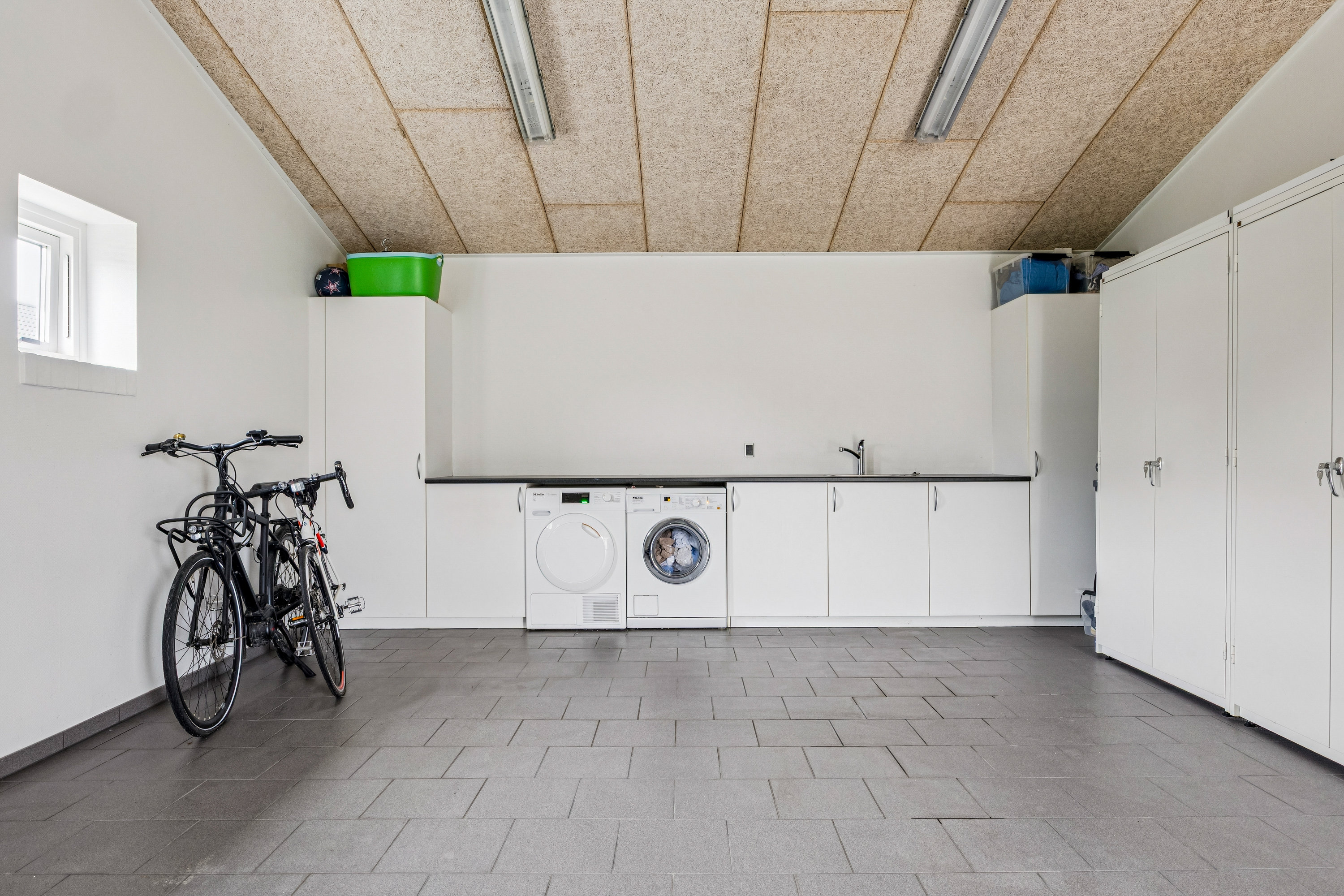 Fremhævet stue billede i fuldskærmstilstand. Billede af Agerhøj 24, 4660 Store Heddinge