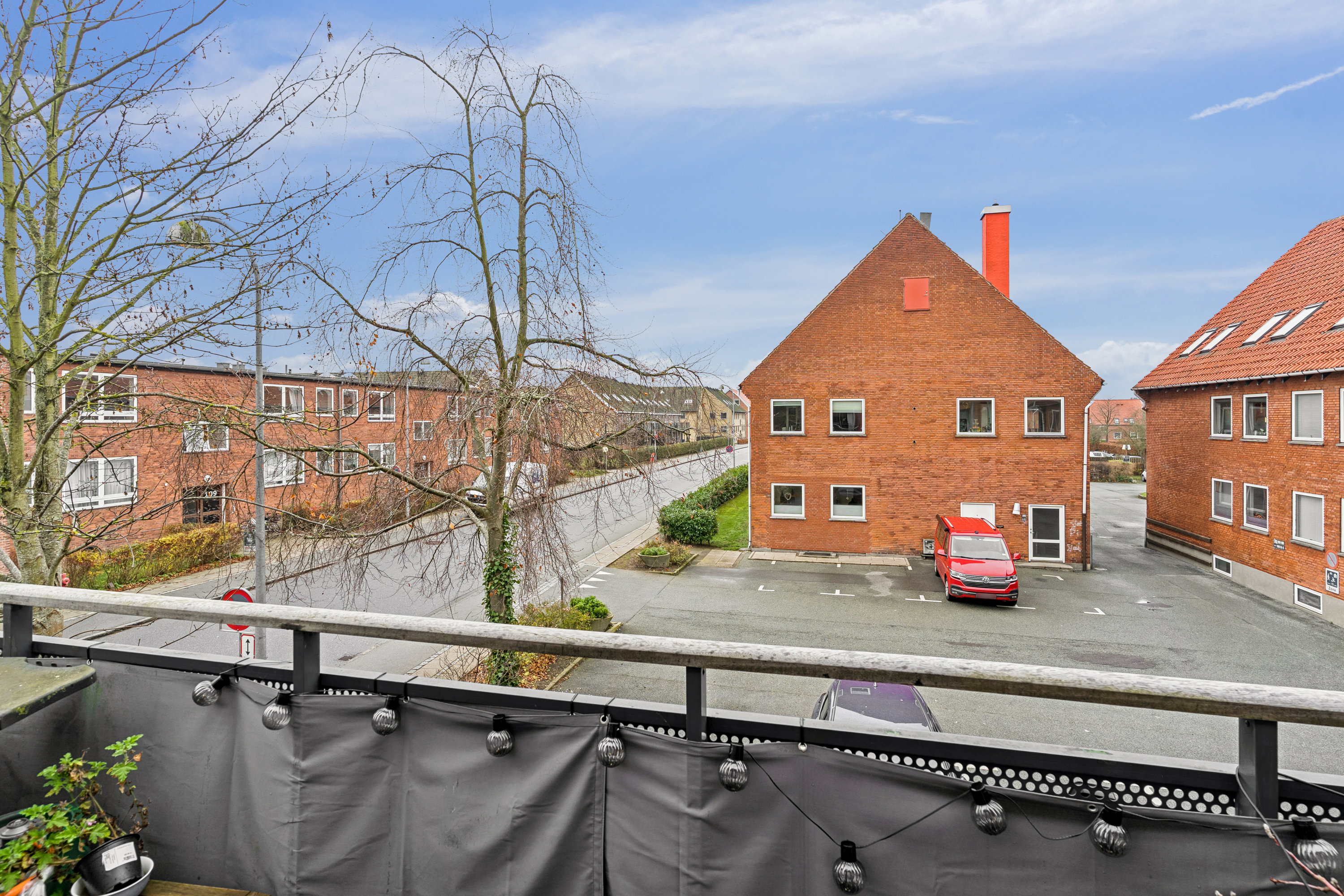 Fremhævet udsigt billede i fuldskærmstilstand. Billede af Aldershvilevej 100, 1. m., 2880 Bagsværd