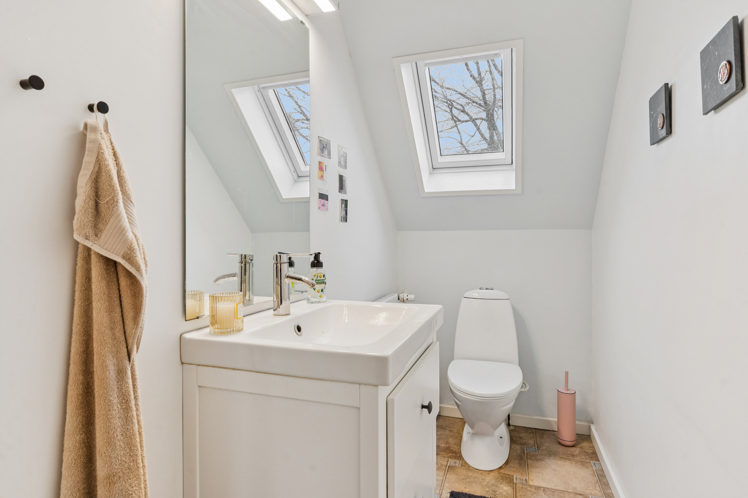 Fremhævet badeværelse billede i fuldskærmstilstand. Billede af Aldershvilevej 100, 1. m., 2880 Bagsværd