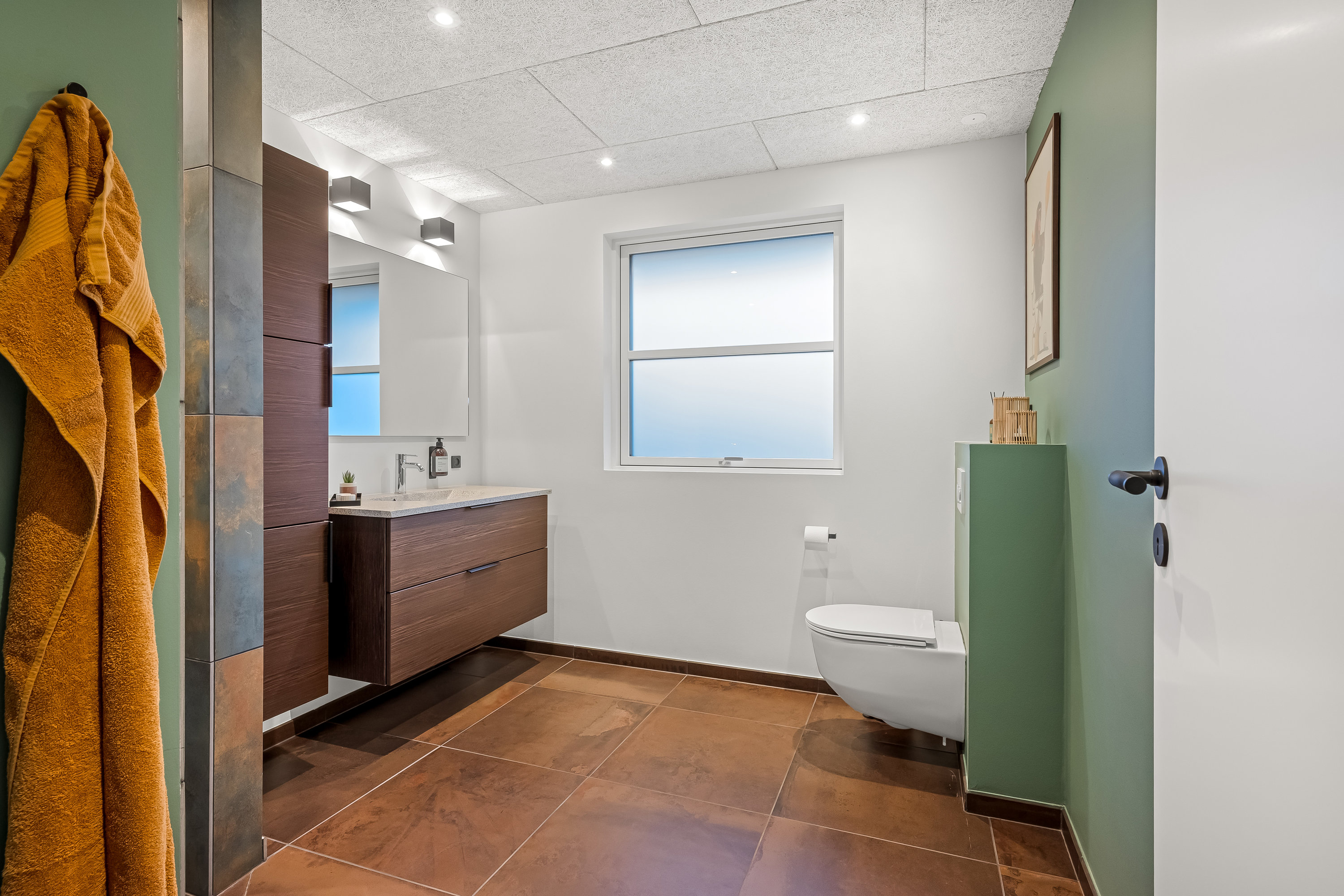 Fremhævet badeværelse billede i fuldskærmstilstand. Billede af Majsvænget 10, 7500 Holstebro