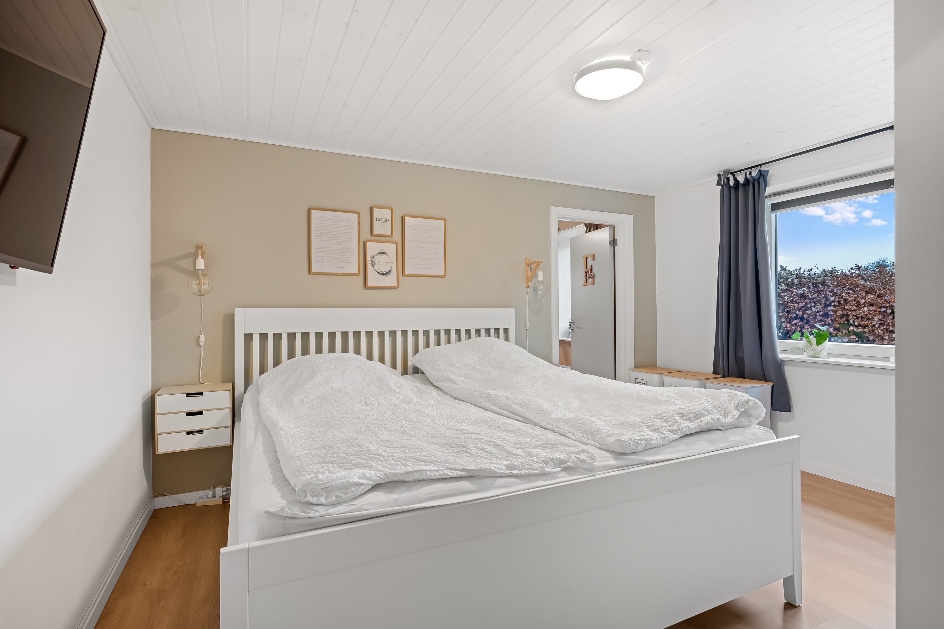 Fremhævet soveværelse billede i fuldskærmstilstand. Billede af Lomborgvej 105, Lomborg, 7620 Lemvig