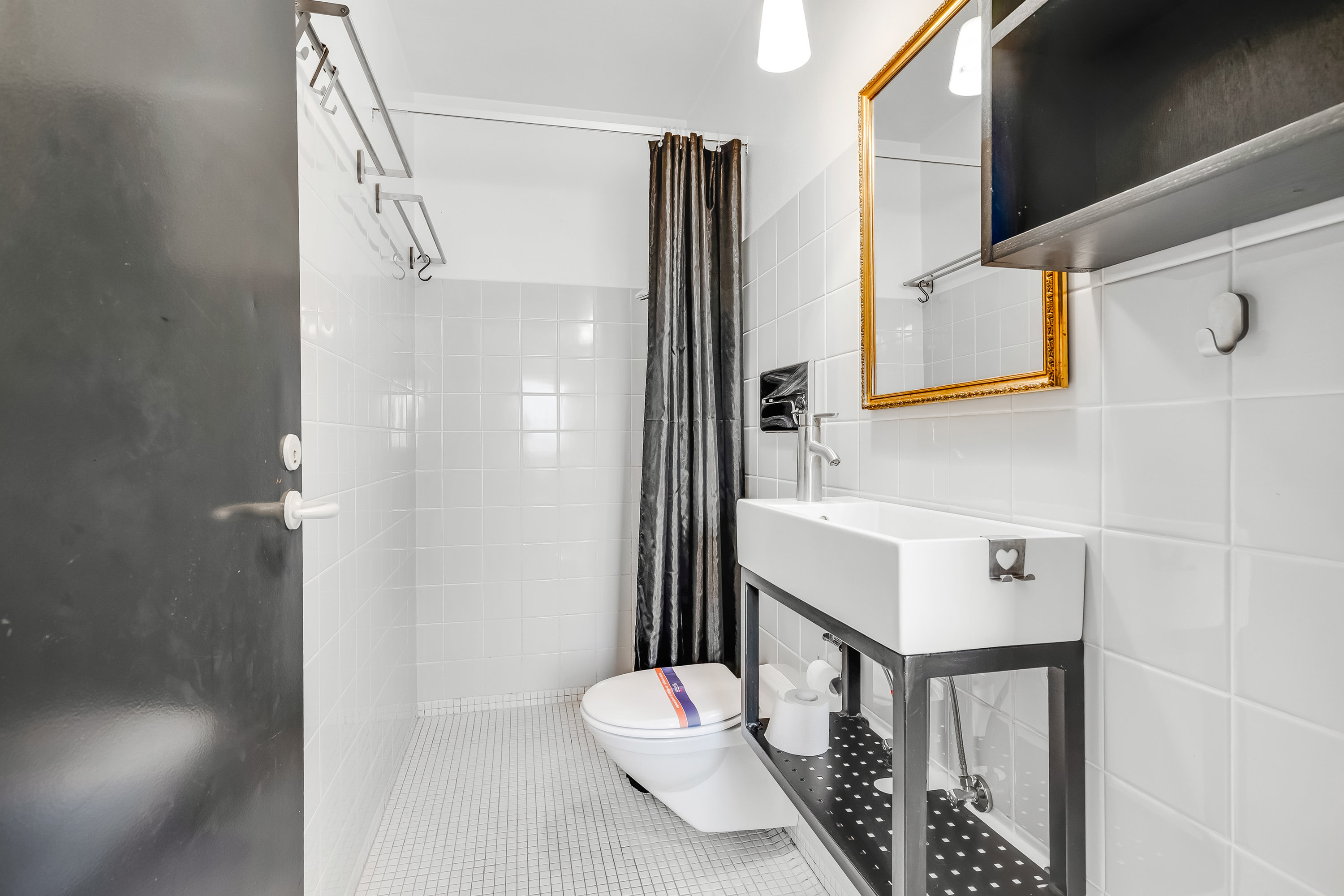 Fremhævet badeværelse billede i fuldskærmstilstand. Billede af Vinkelhagevej 58, Heldum, 7620 Lemvig