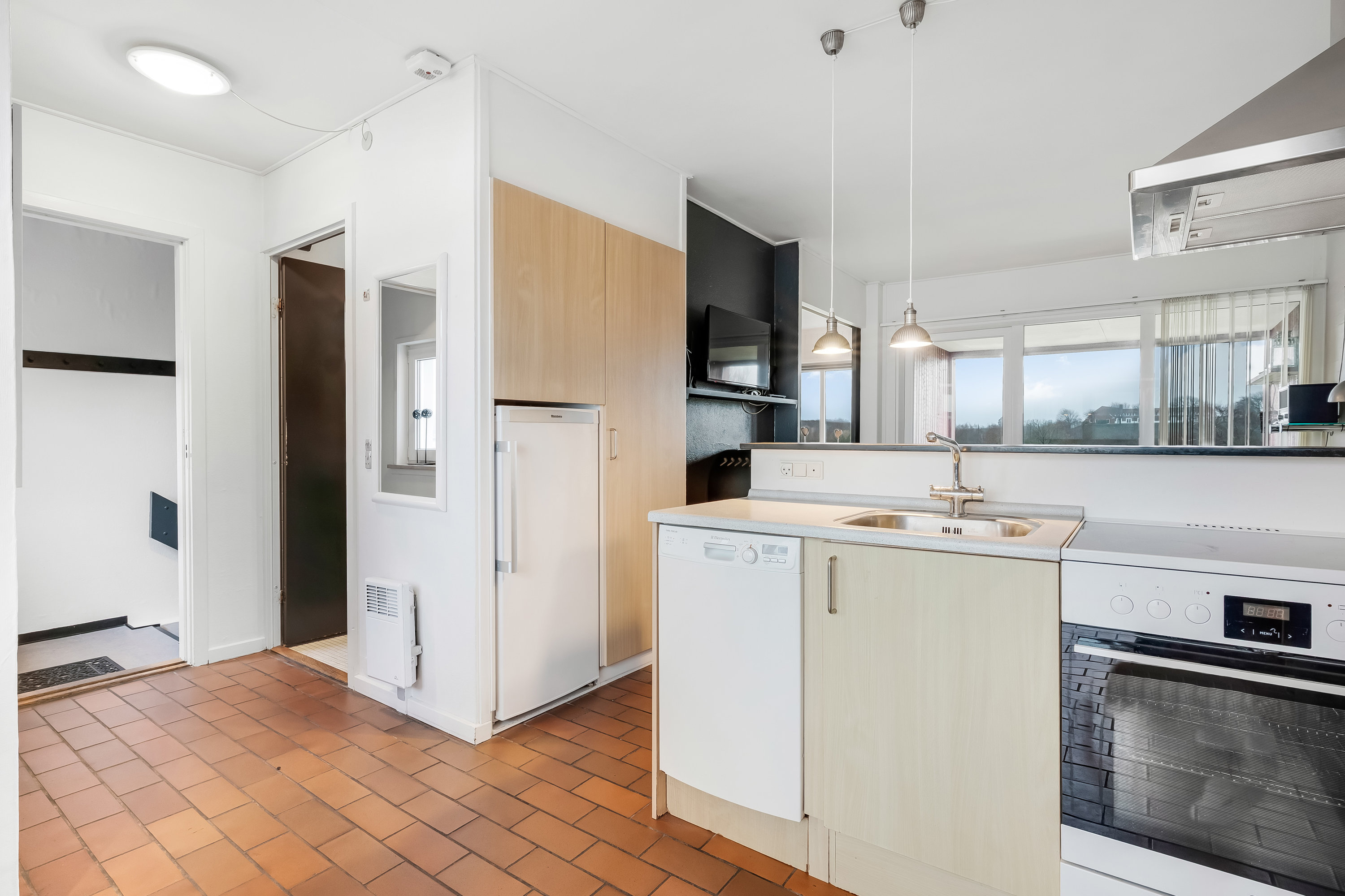 Fremhævet køkken alrum billede i fuldskærmstilstand. Billede af Vinkelhagevej 58, Heldum, 7620 Lemvig