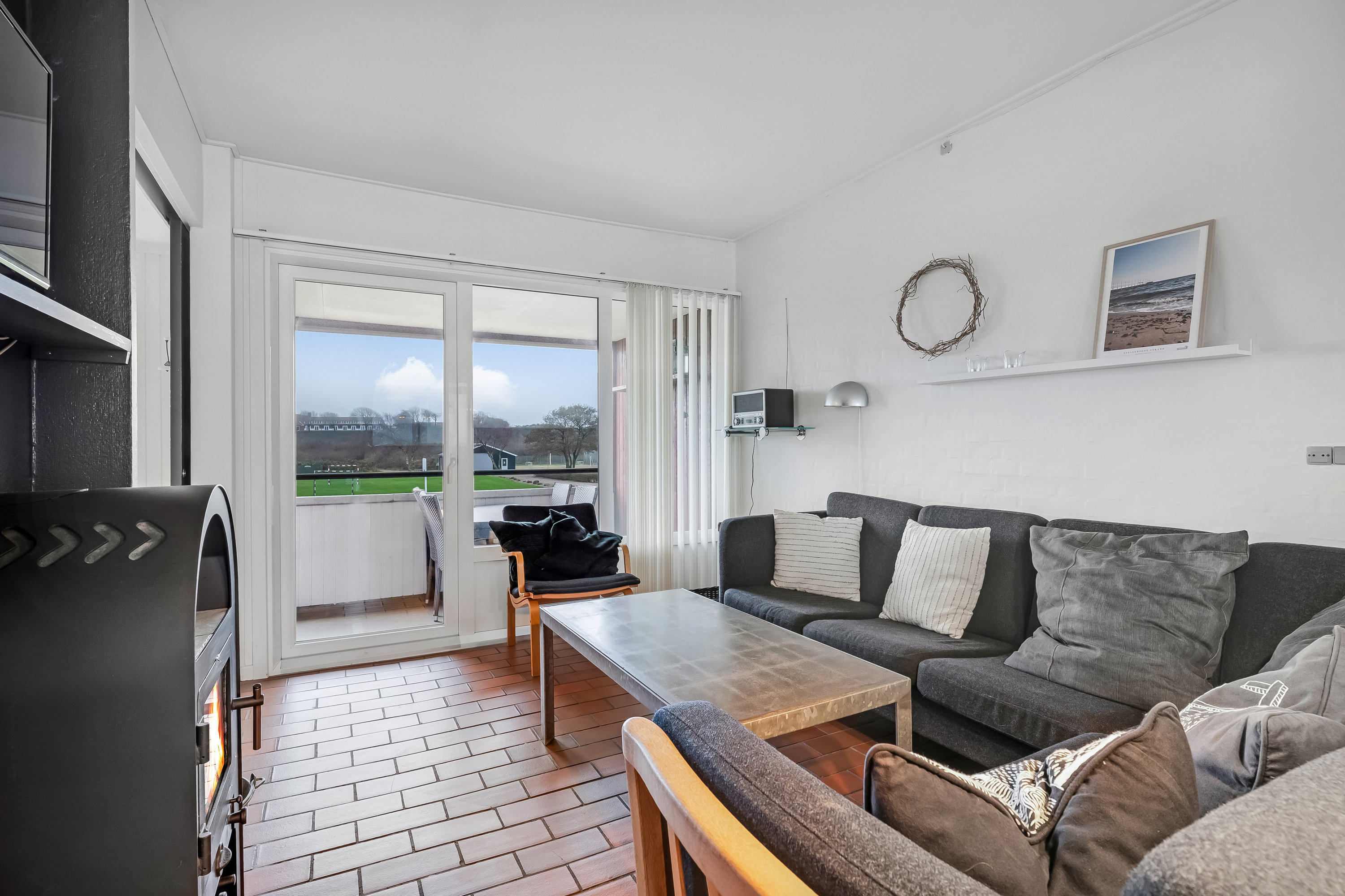 Fremhævet stue billede i fuldskærmstilstand. Billede af Vinkelhagevej 58, Heldum, 7620 Lemvig