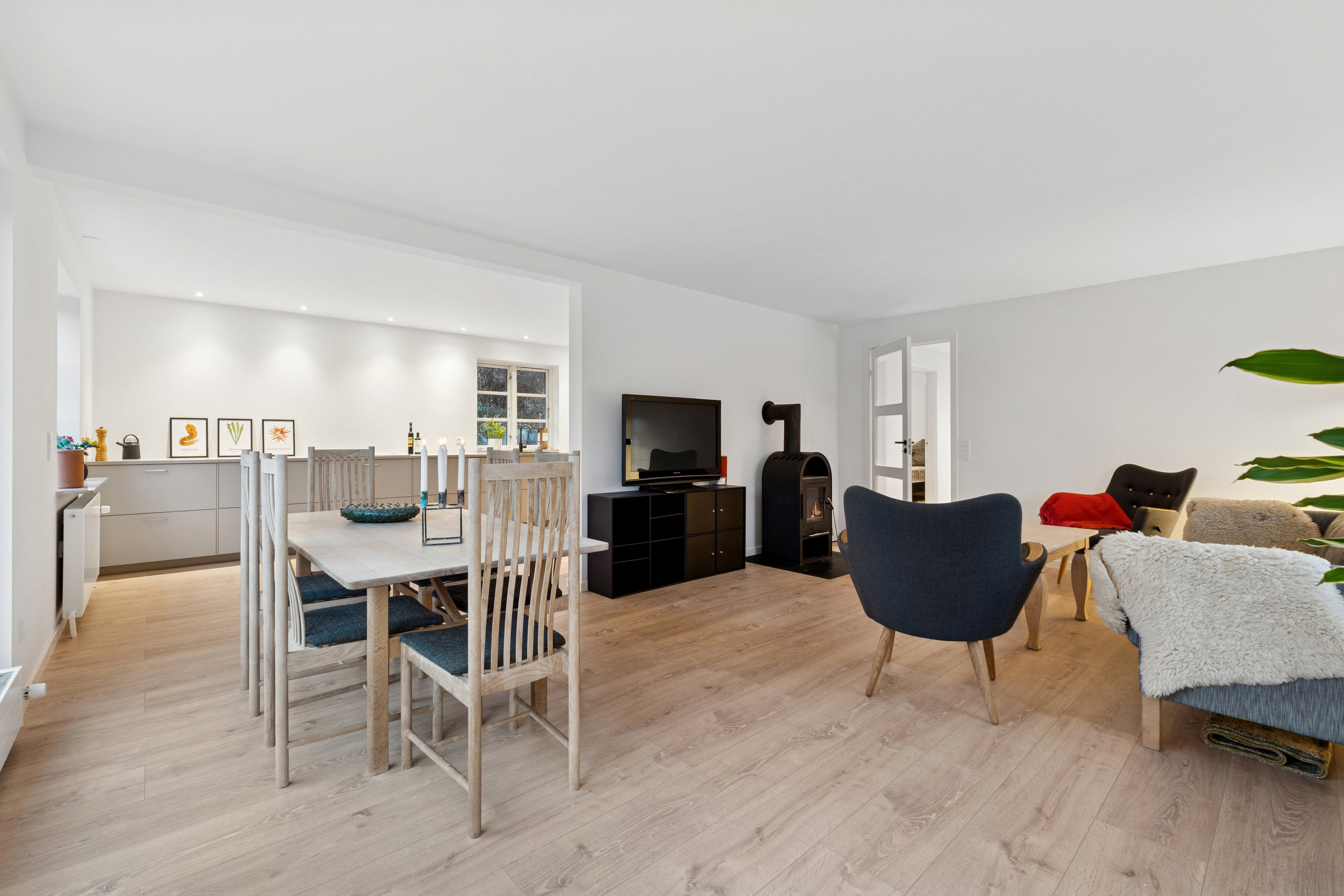 Fremhævet stue billede i fuldskærmstilstand. Billede af Næråparken 8, Sønder Nærå, 5792 Årslev