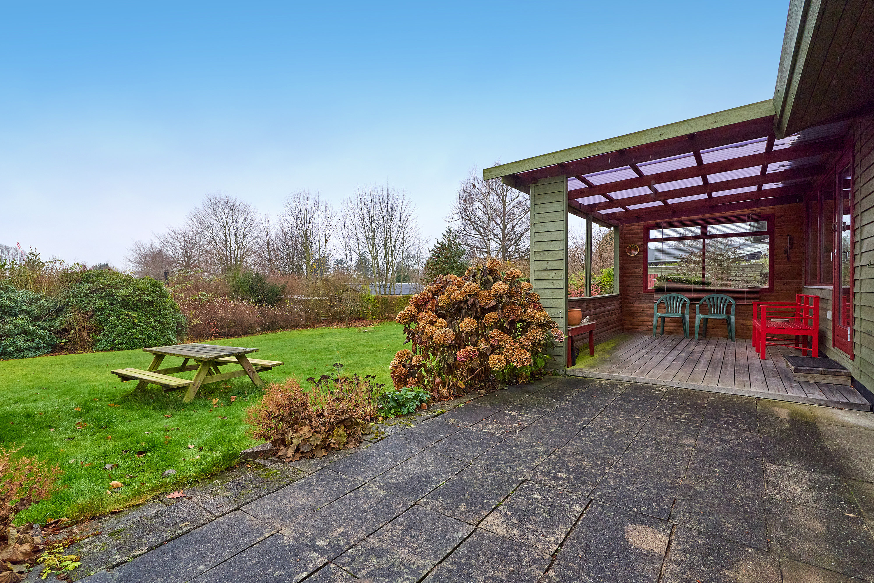 Fremhævet terrasse billede i fuldskærmstilstand. Billede af Nordvænget 10, Bonderup, 3250 Gilleleje