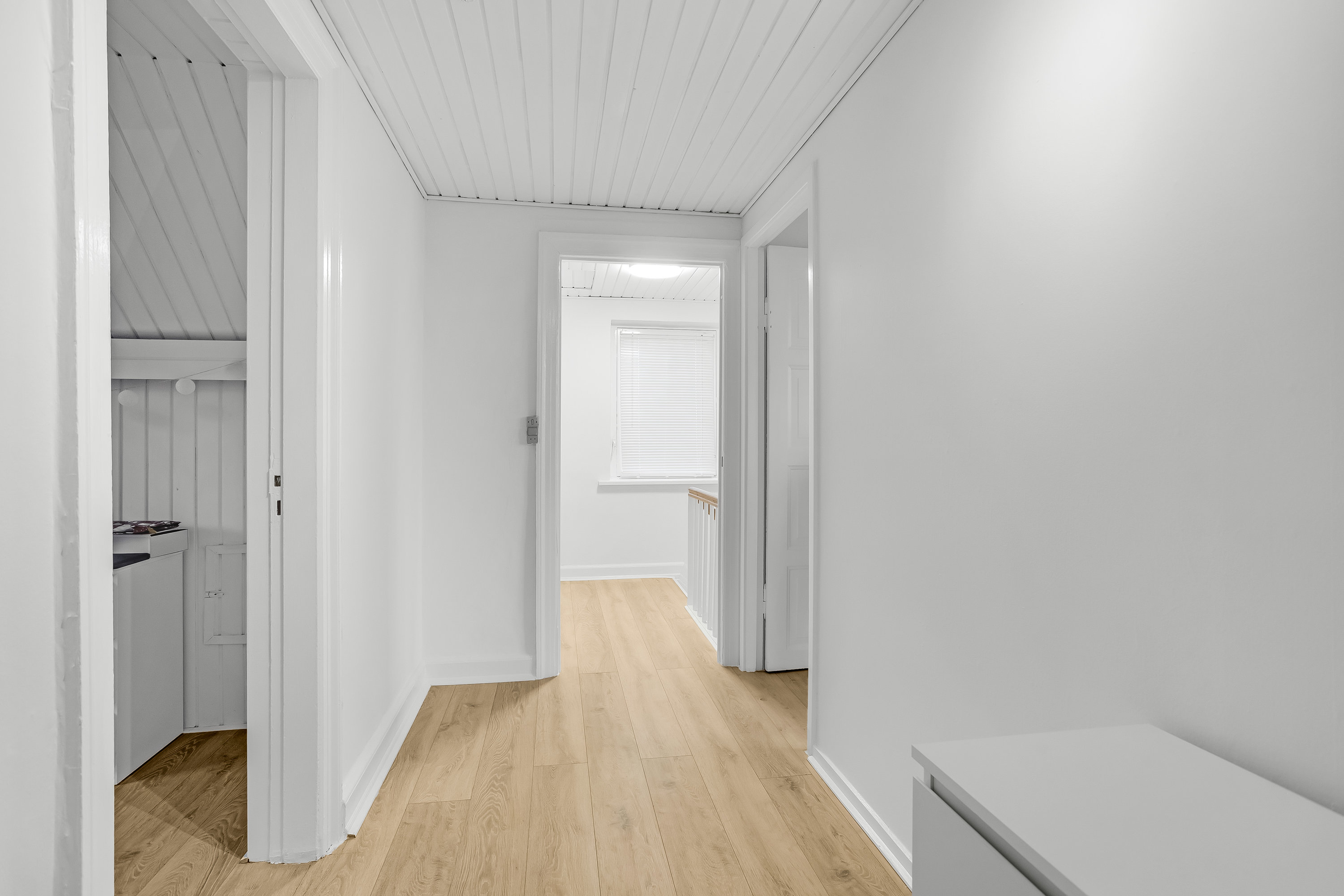 Fremhævet gang billede i fuldskærmstilstand. Billede af Vinkelvej 7, 4800 Nykøbing F