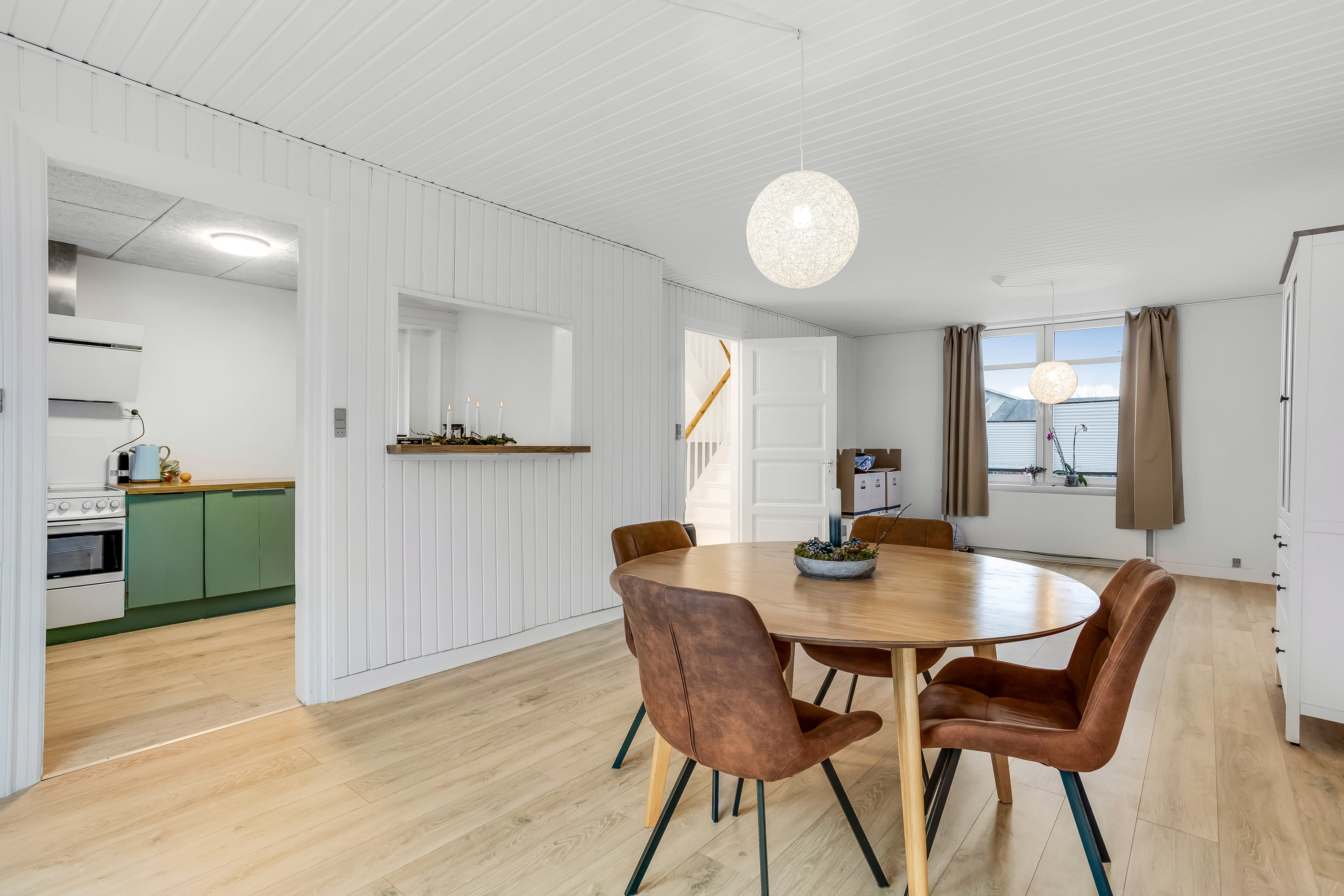 Fremhævet stue billede i fuldskærmstilstand. Billede af Vinkelvej 7, 4800 Nykøbing F