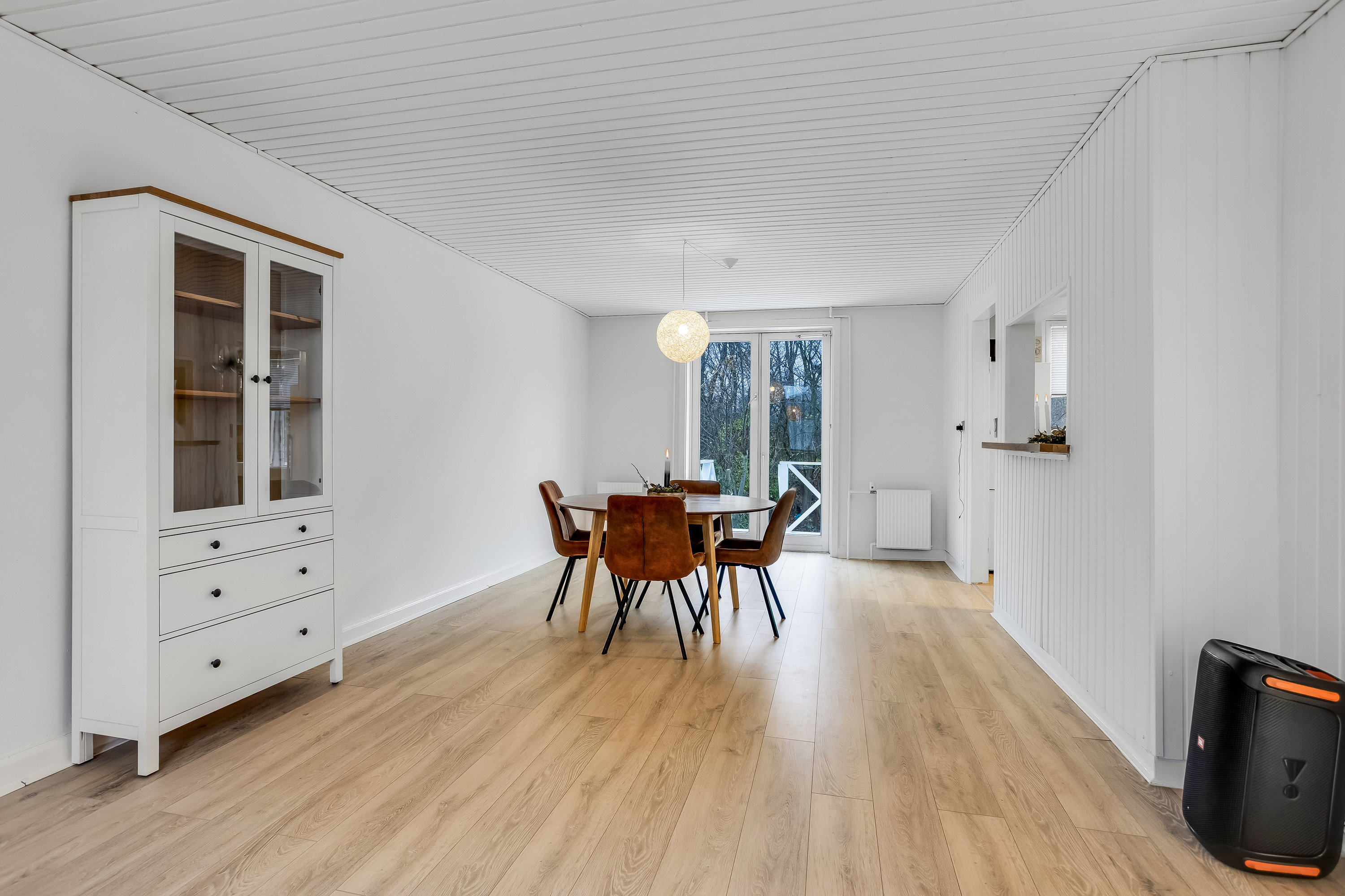 Fremhævet stue billede i fuldskærmstilstand. Billede af Vinkelvej 7, 4800 Nykøbing F