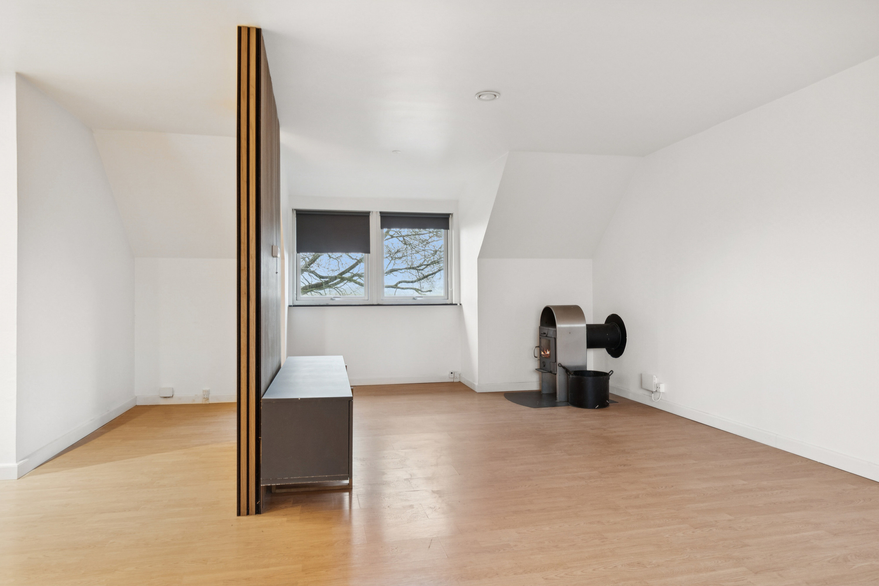 Fremhævet stue billede i fuldskærmstilstand. Billede af Kalundborgvej 96, 1. tv., Jernbjerg, 4200 Slagelse