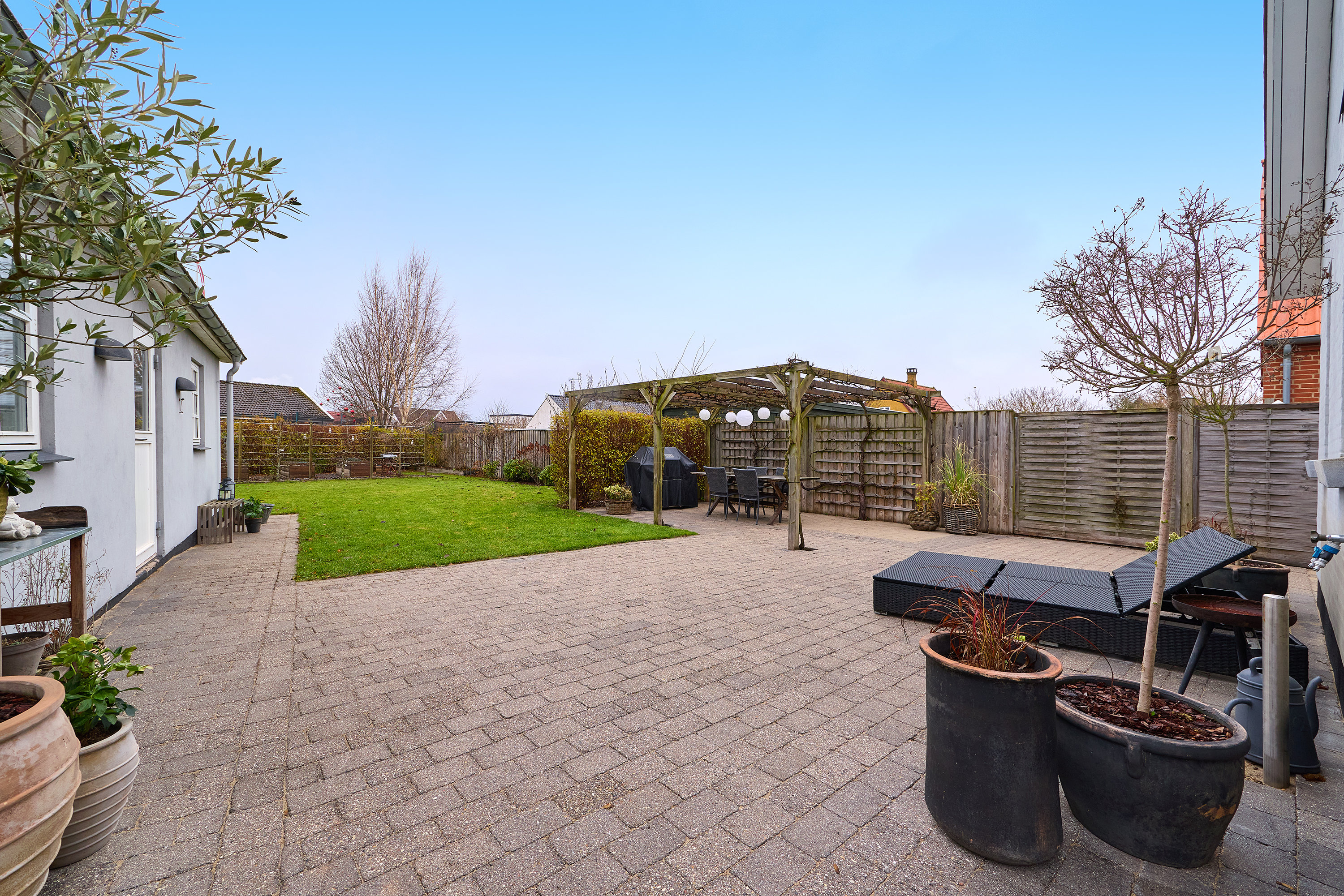 Fremhævet terrasse billede i fuldskærmstilstand. Billede af Byvej 61, 3600 Frederikssund