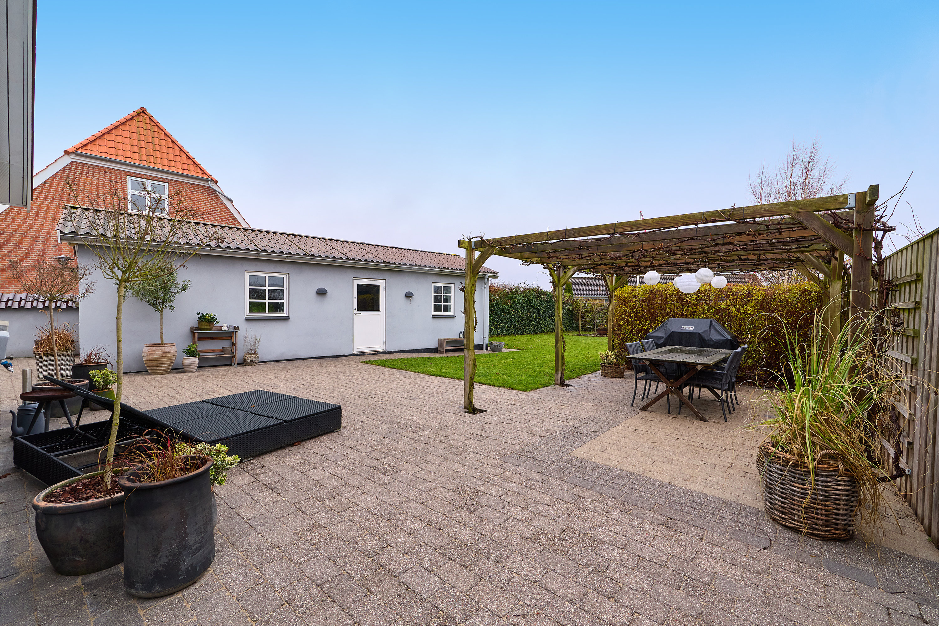 Fremhævet terrasse billede i fuldskærmstilstand. Billede af Byvej 61, 3600 Frederikssund