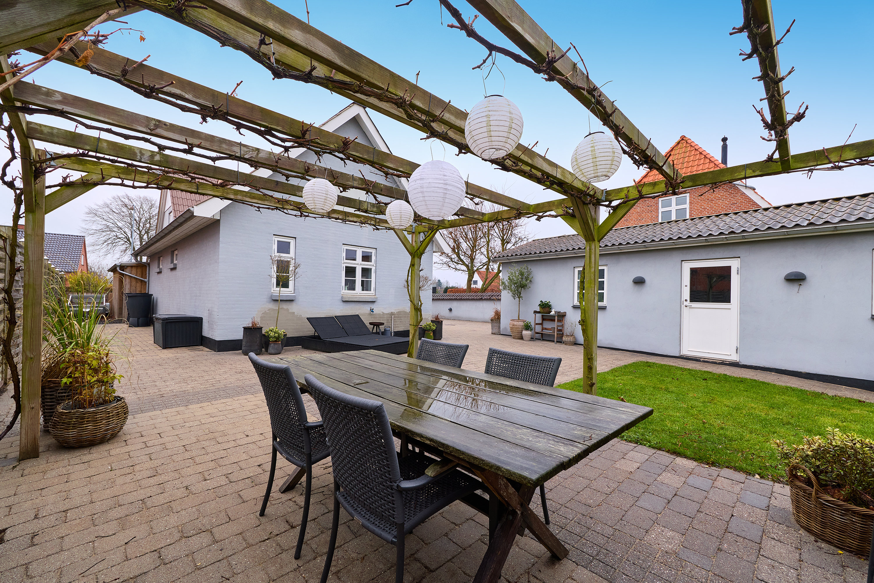 Fremhævet terrasse billede i fuldskærmstilstand. Billede af Byvej 61, 3600 Frederikssund