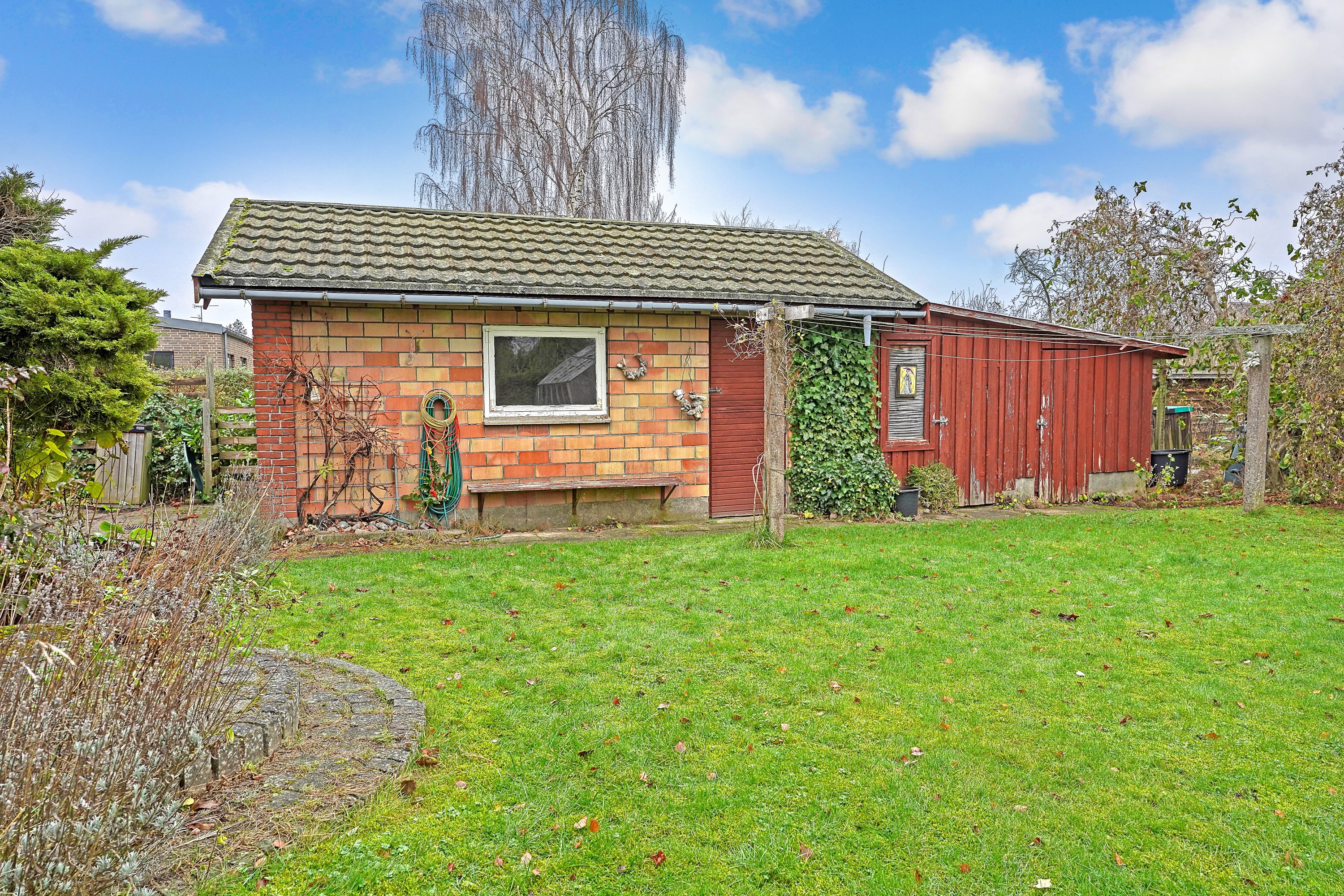 Fremhævet standard udendørs billede i fuldskærmstilstand. Billede af Vestvej 23, 3450 Allerød