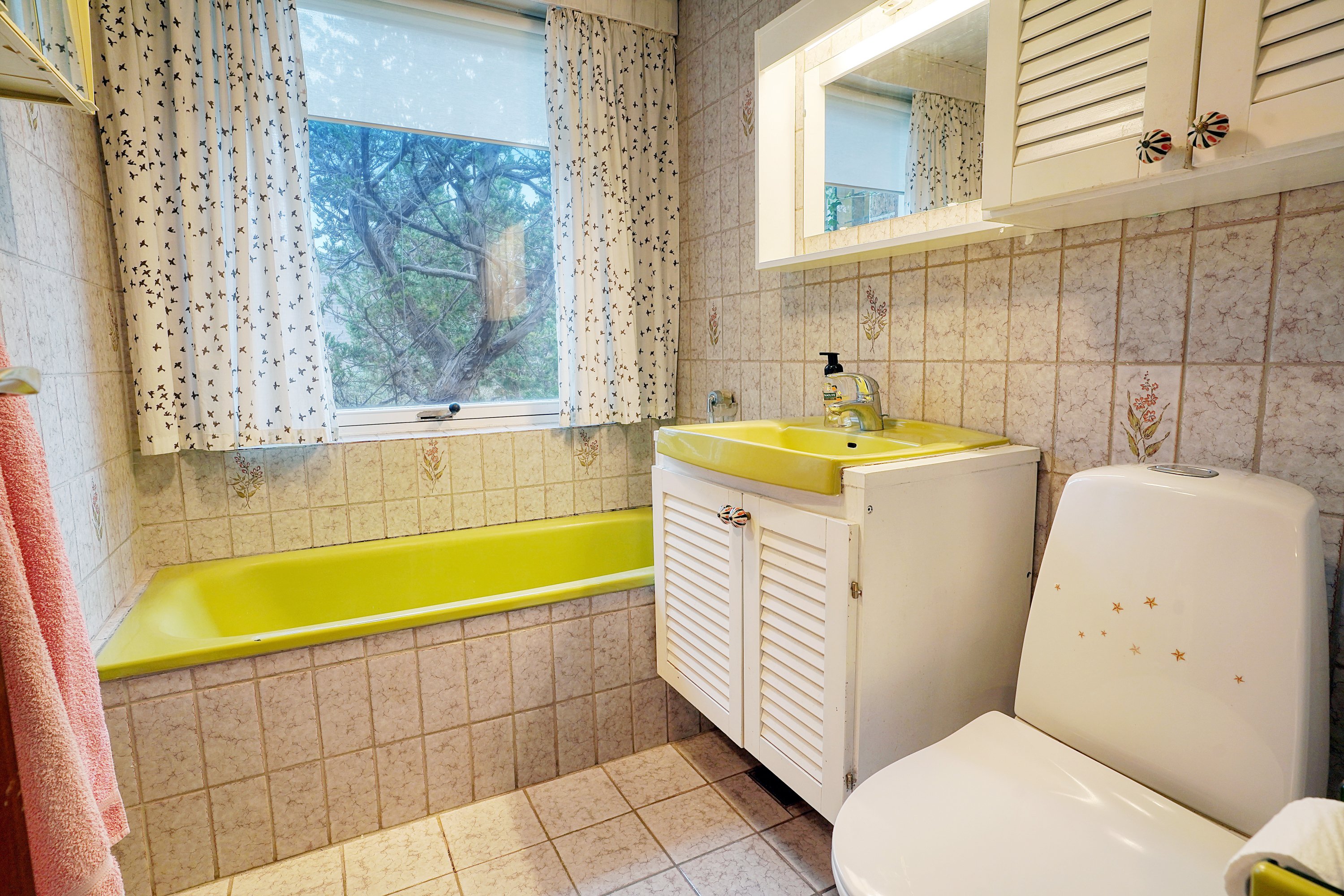 Fremhævet badeværelse billede i fuldskærmstilstand. Billede af Vestvej 23, 3450 Allerød