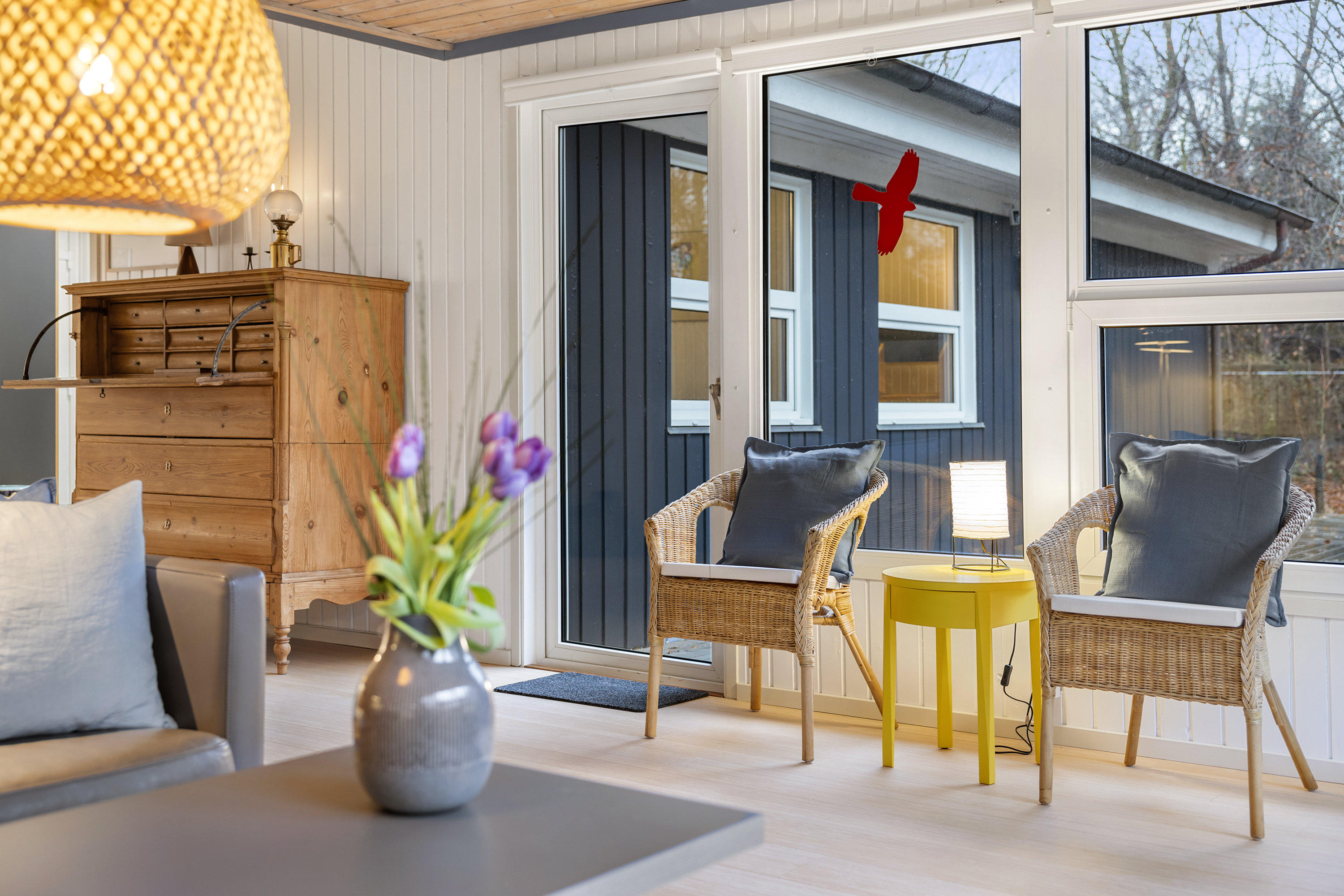 Fremhævet stue billede i fuldskærmstilstand. Billede af Hjortespringet 17, Lyngså, 9300 Sæby