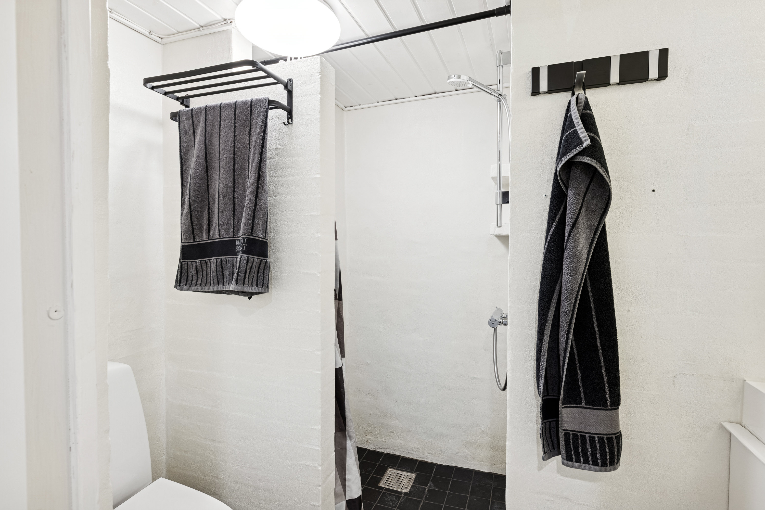 Fremhævet badeværelse billede i fuldskærmstilstand. Billede af Vestre Skivevej 149B, Sjørup, 8800 Viborg