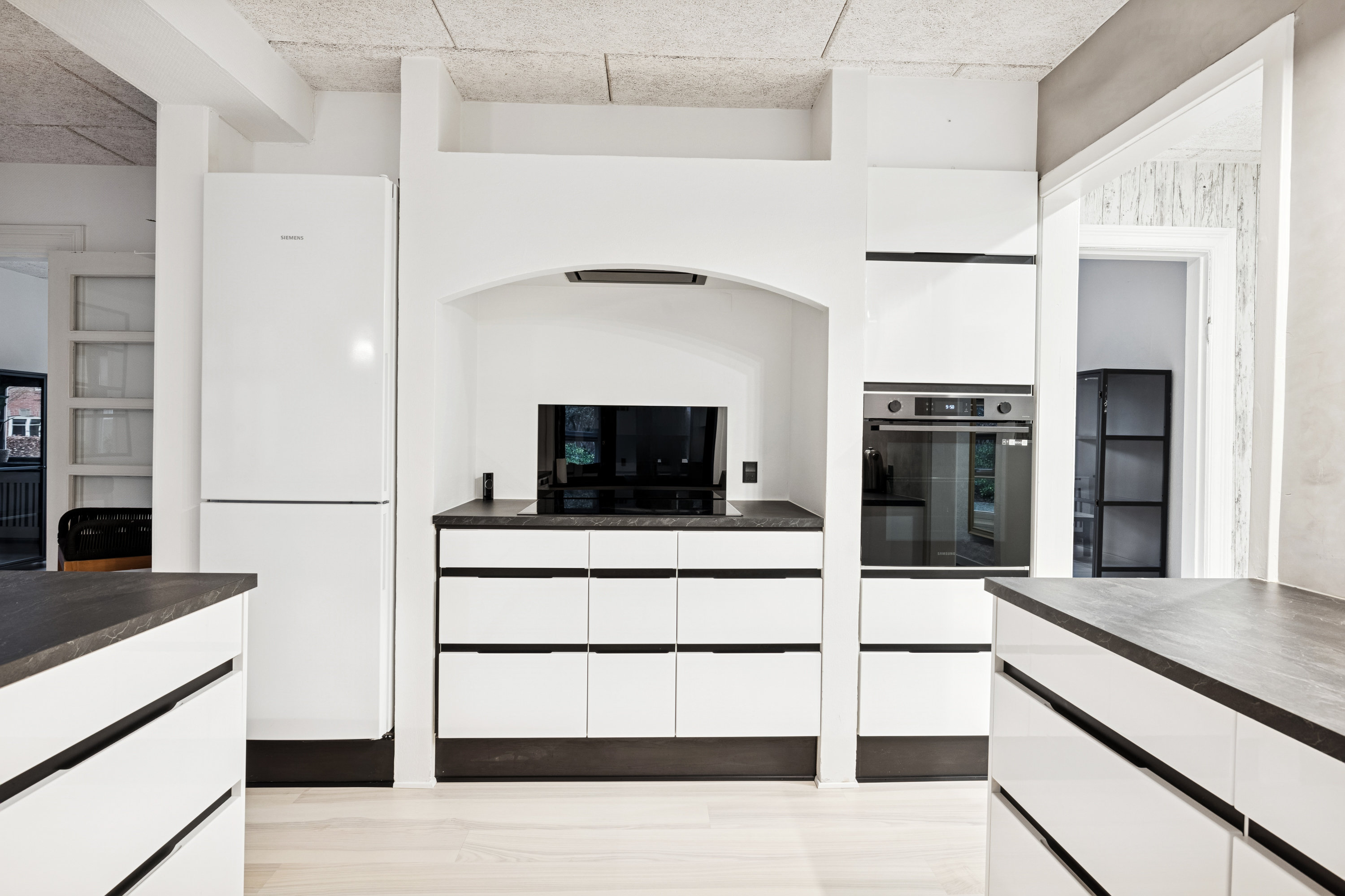 Fremhævet køkken billede i fuldskærmstilstand. Billede af Vestre Skivevej 149B, Sjørup, 8800 Viborg